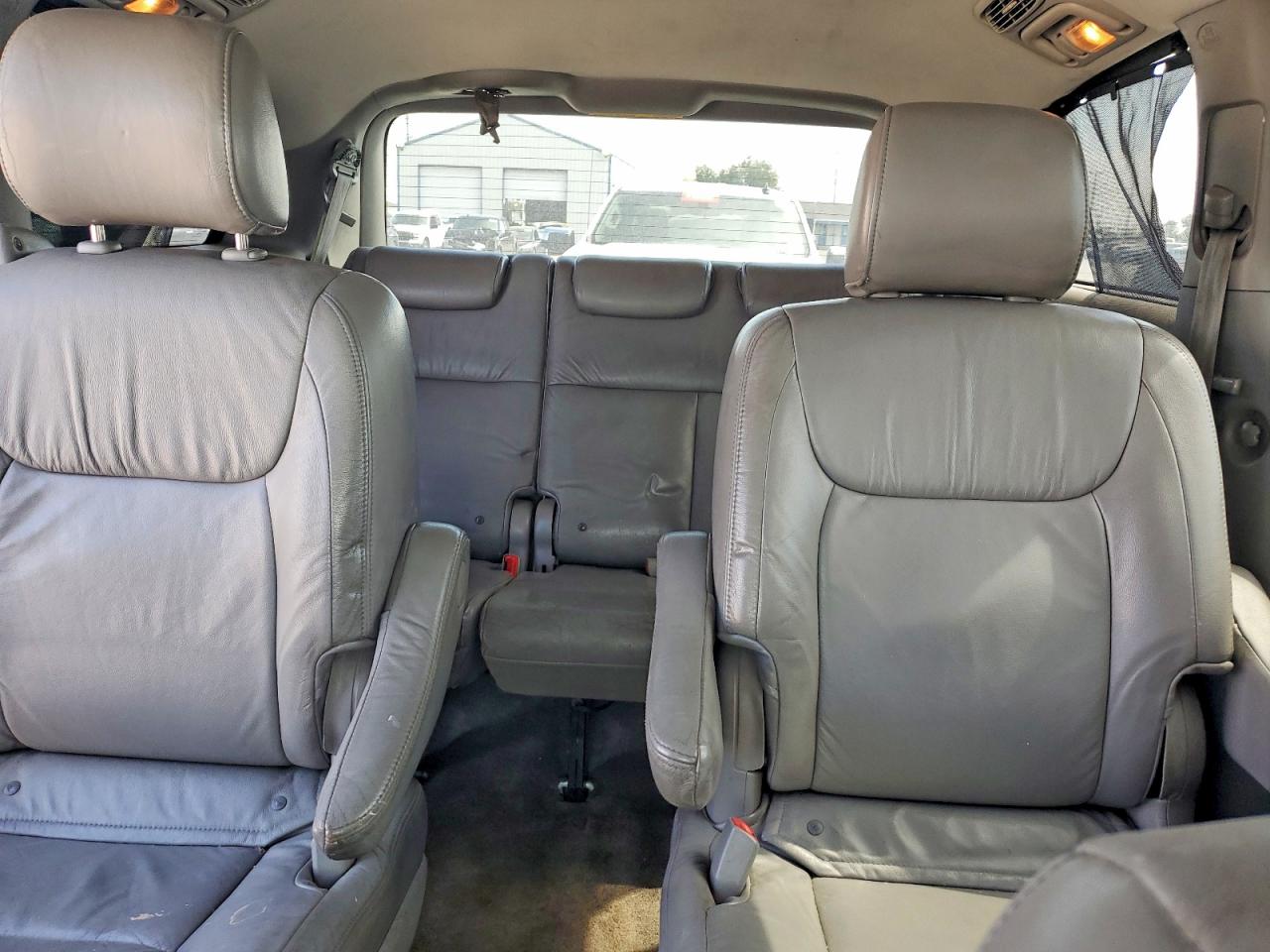2007 Toyota Sienna Xle Limited 7-passenger White vin: 5TDZK22C67S056729
