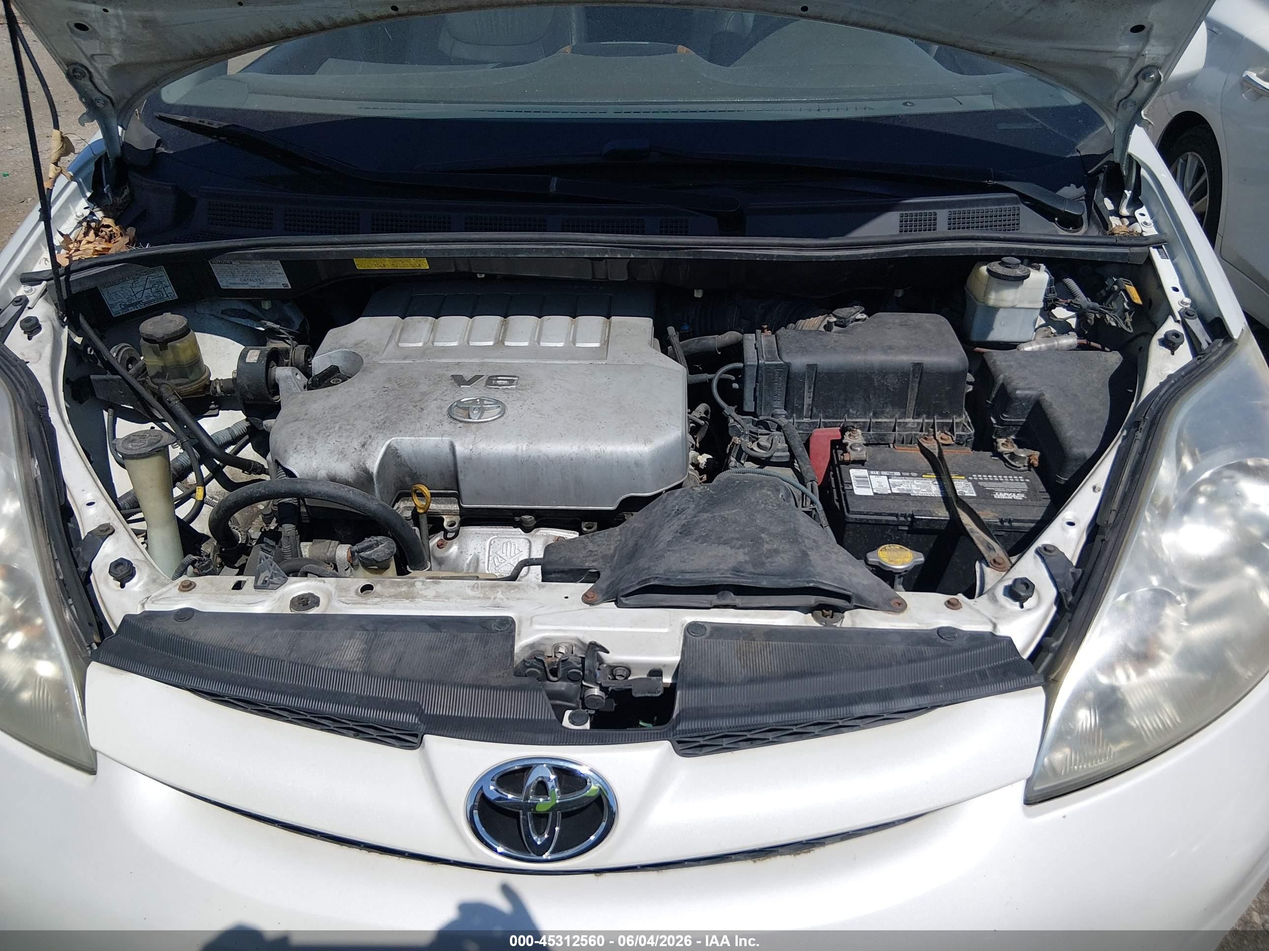 2007 Toyota Sienna Xle White vin: 5TDZK22C67S098169