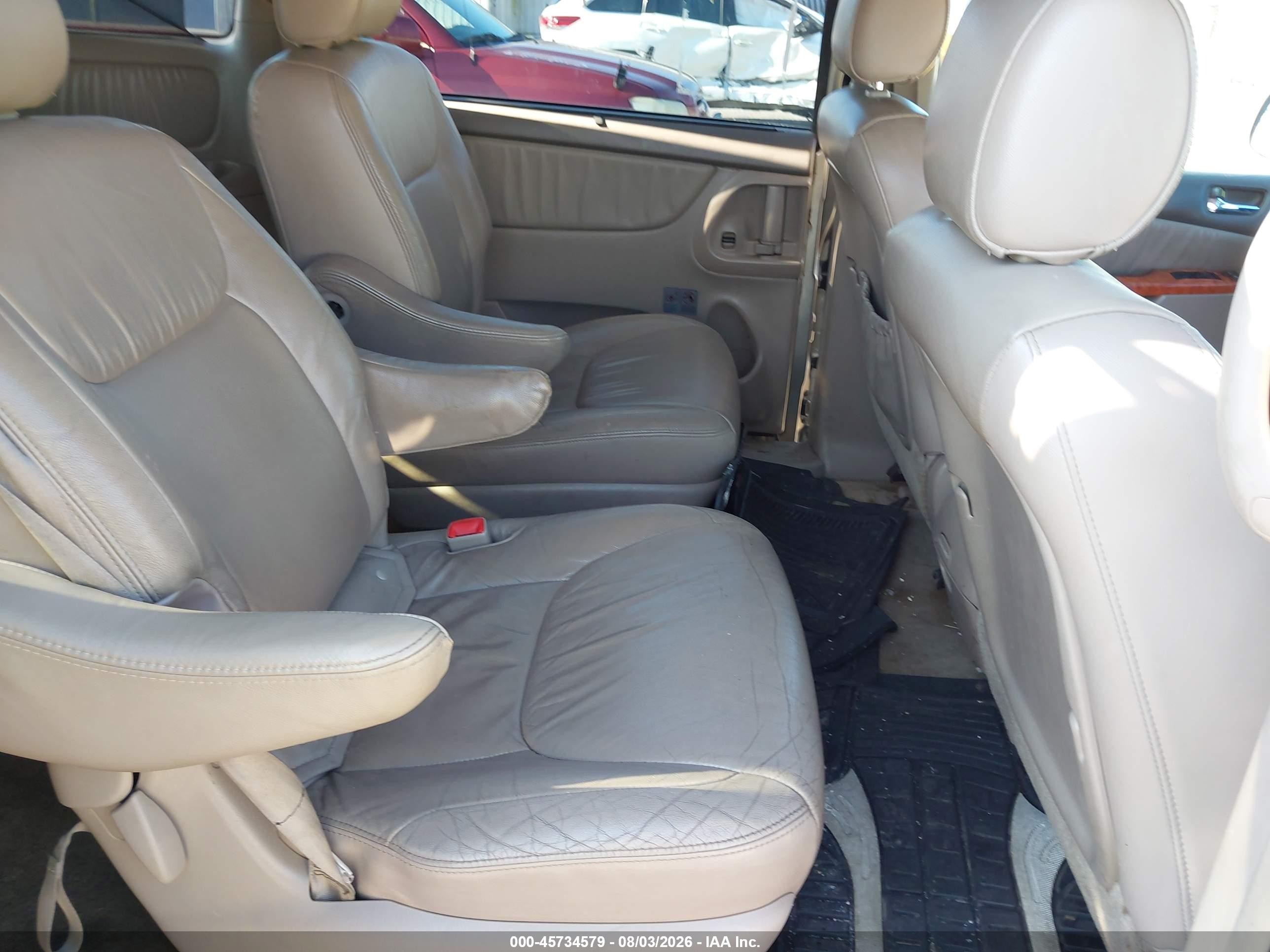 2008 Toyota Sienna Xle Champagne vin: 5TDZK22C68S177620