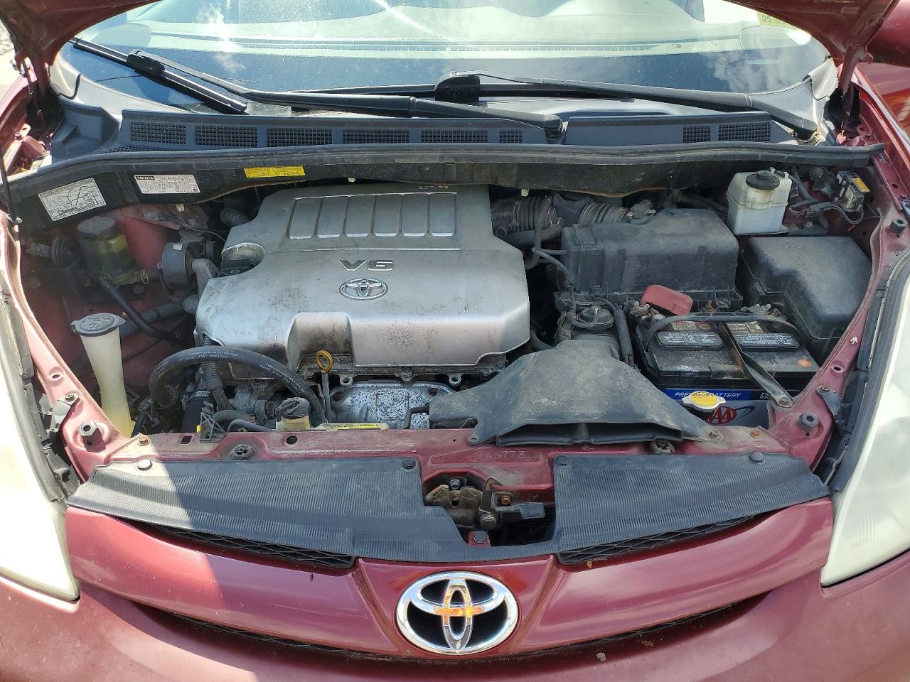 2008 Toyota Sienna Xle Red vin: 5TDZK22C68S190318