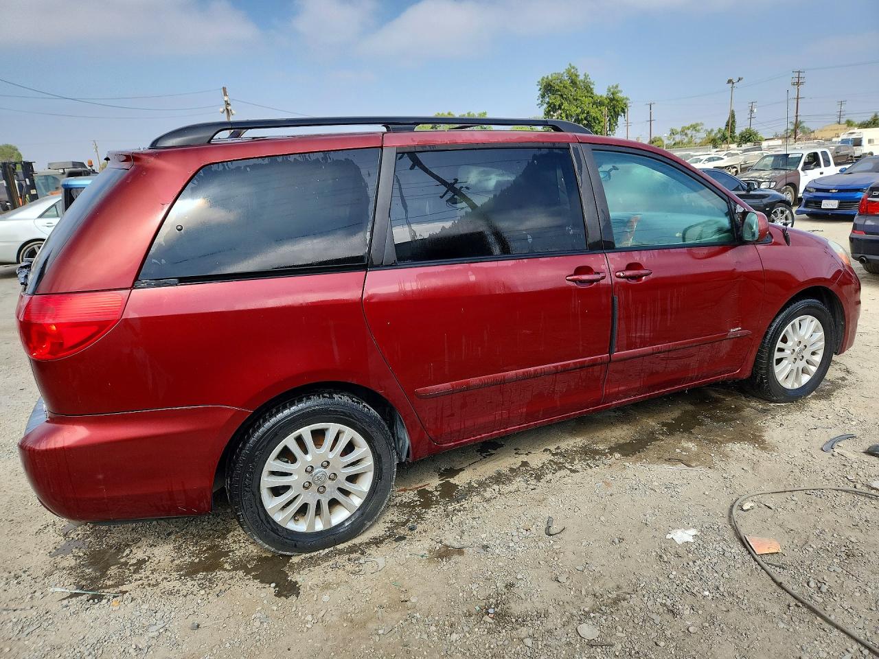 2009 Toyota Sienna Xle Red vin: 5TDZK22C69S227059
