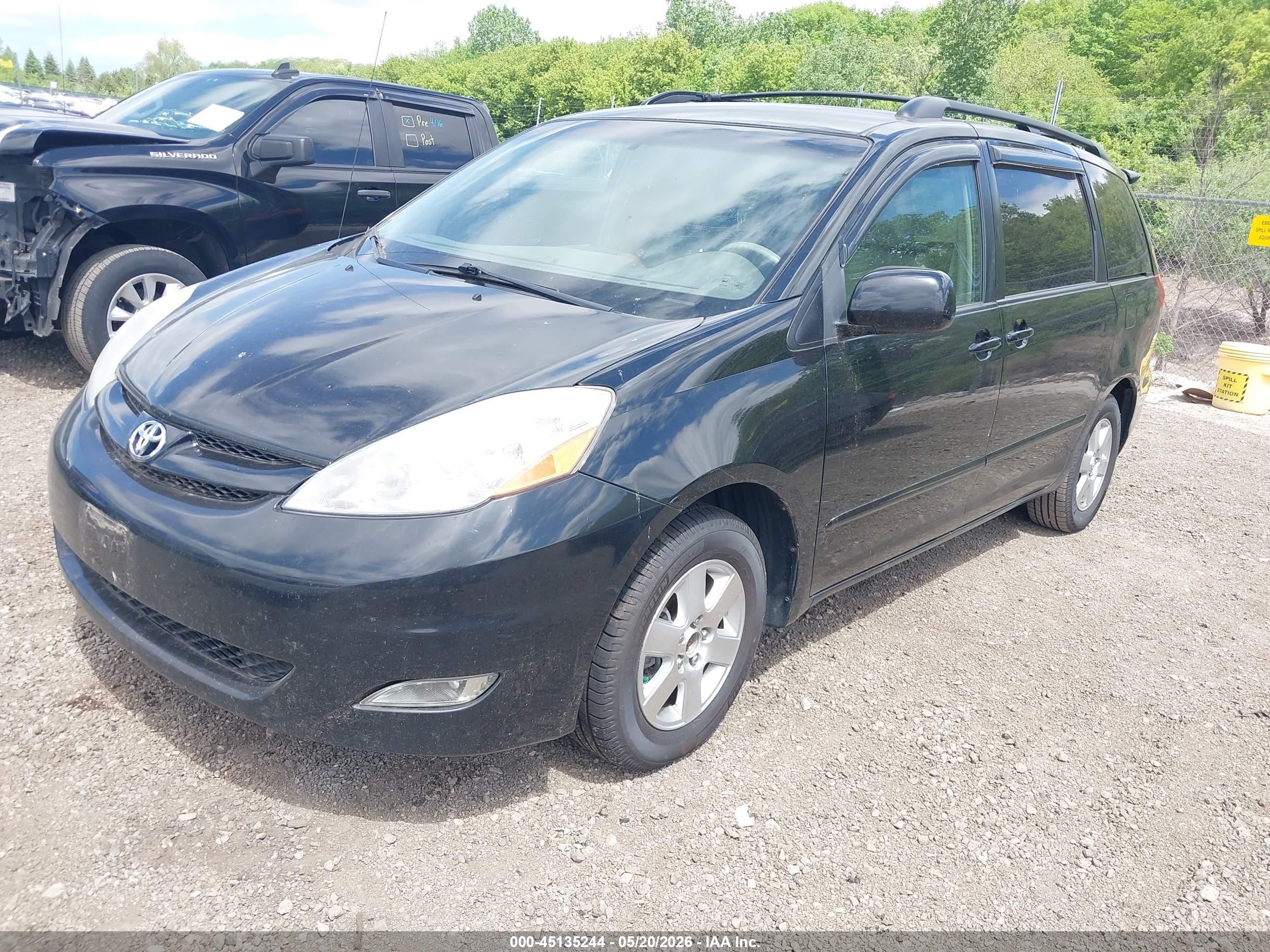 2009 Toyota Sienna Xle Черный vin: 5TDZK22C69S255167