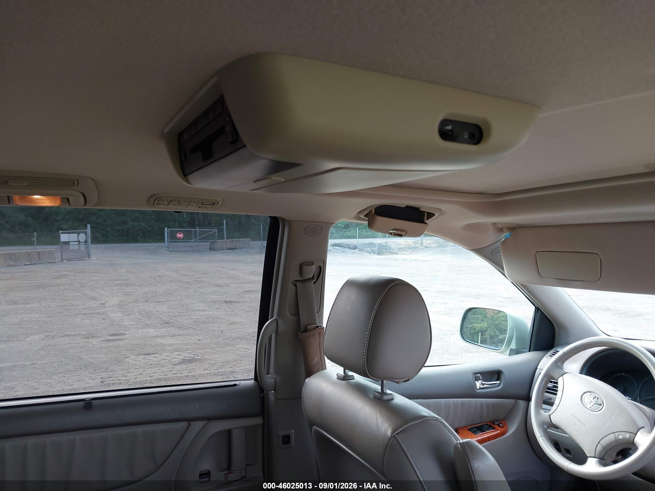 2008 Toyota Sienna Xle Green vin: 5TDZK22C78S125977
