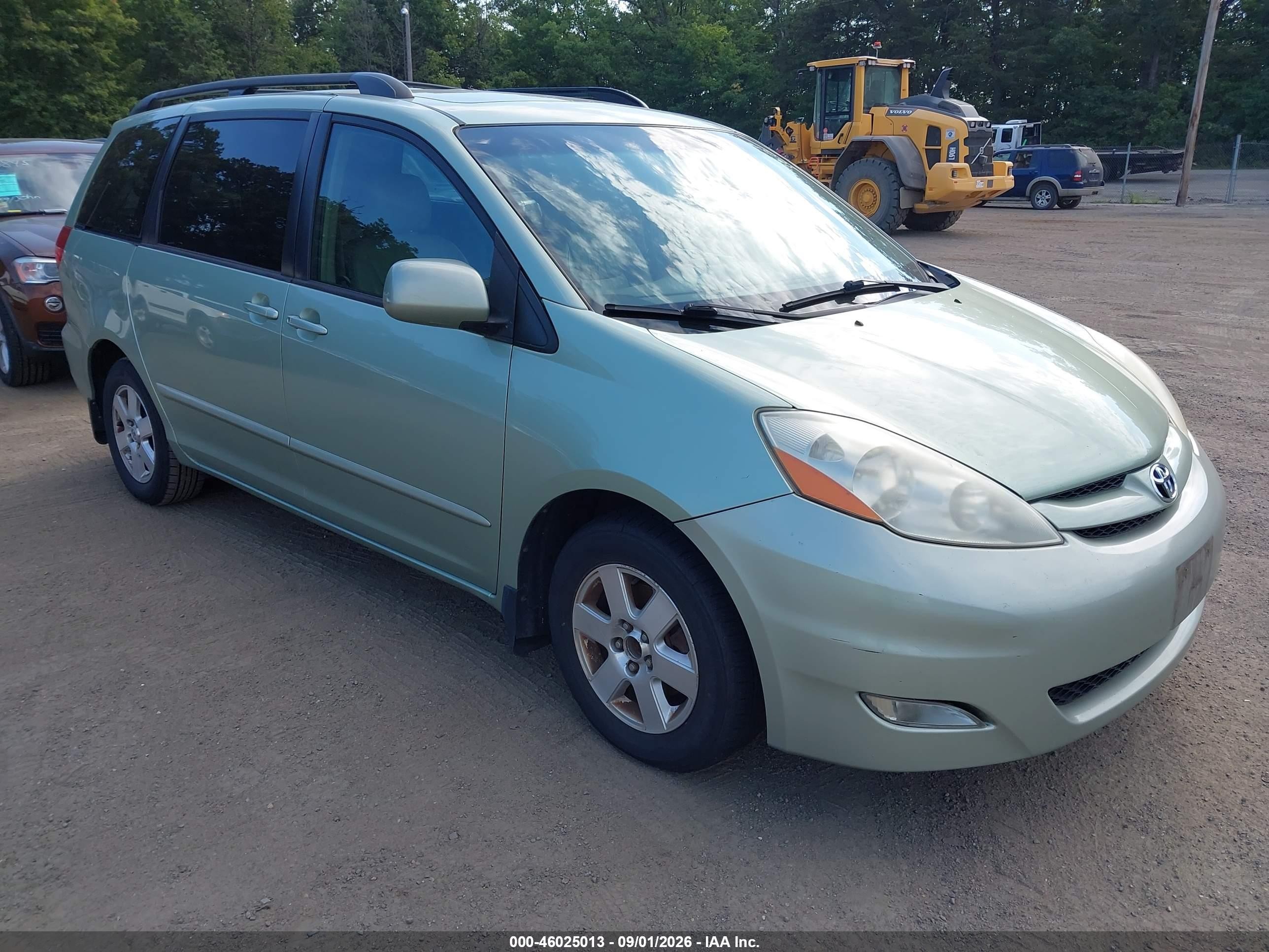 2008 Toyota Sienna Xle Green vin: 5TDZK22C78S125977