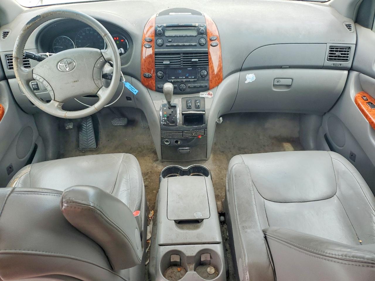 2009 Toyota Sienna Xle Серебряный vin: 5TDZK22C79S247675