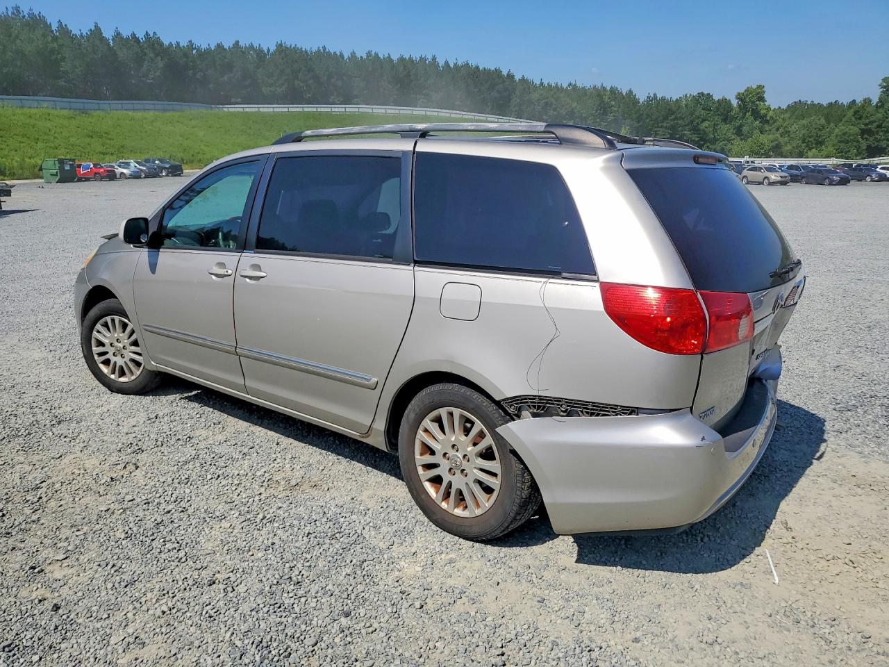 2007 Toyota Sienna Xle Limited 7-passenger Silver vin: 5TDZK22C87S078229