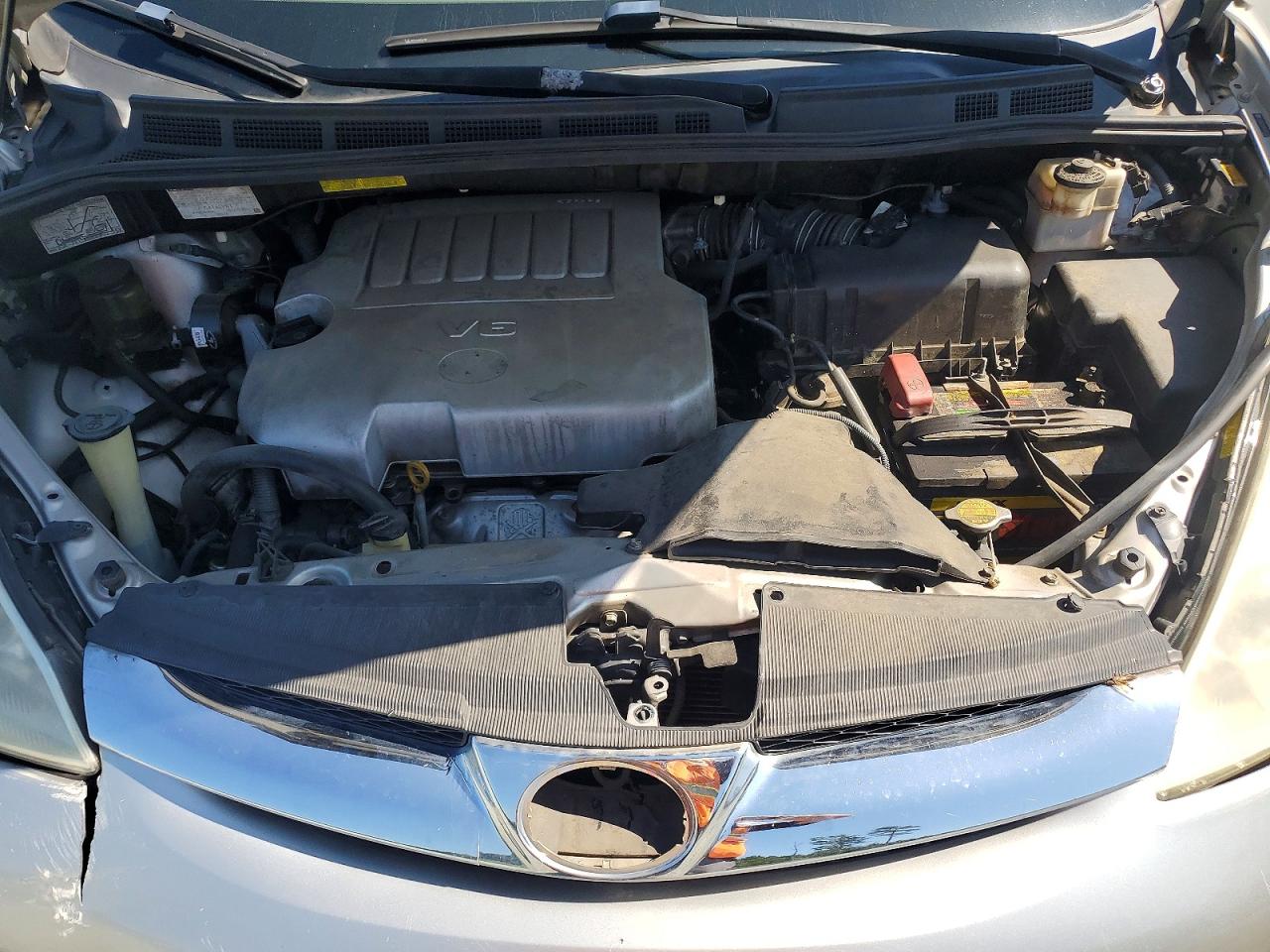 2007 Toyota Sienna Xle Limited 7-passenger Silver vin: 5TDZK22C87S078229
