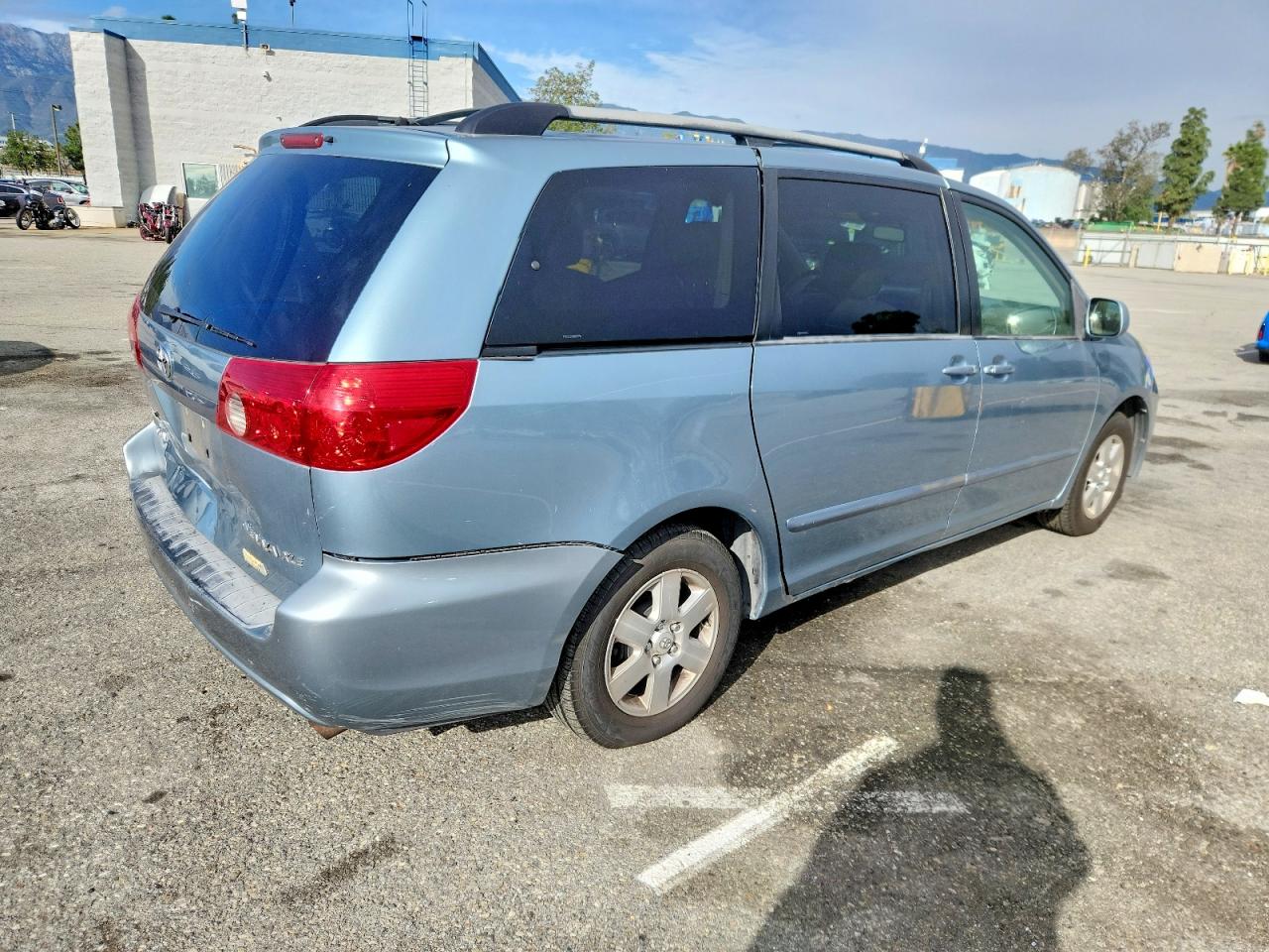 2007 Toyota Sienna Xle Blue vin: 5TDZK22C87S091756