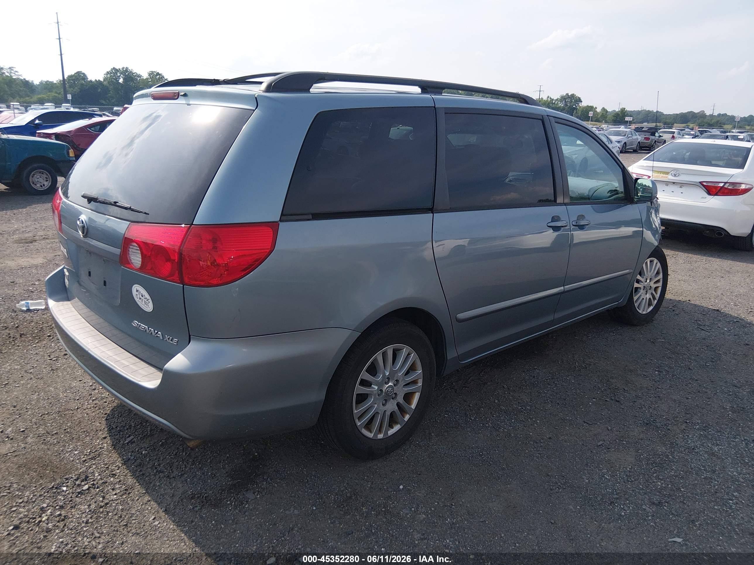 2008 Toyota Sienna Xle Blue vin: 5TDZK22C88S167431