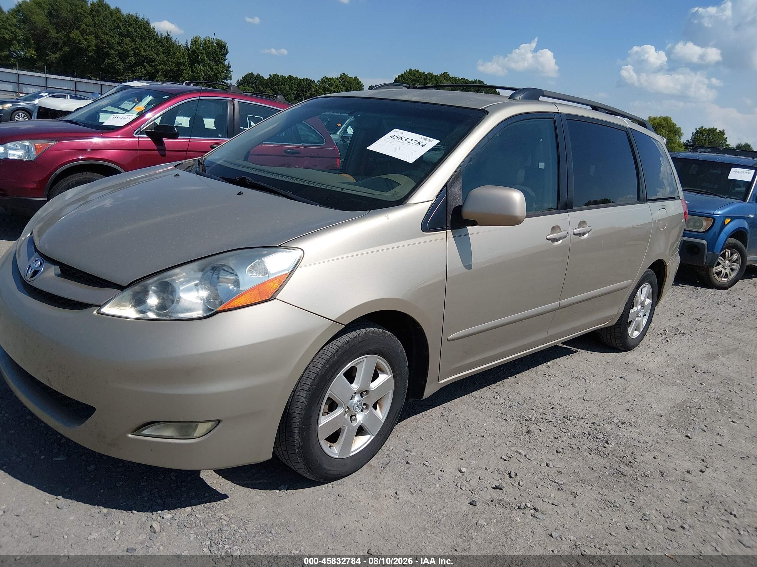 2008 Toyota Sienna Xle Gold vin: 5TDZK22C88S188974