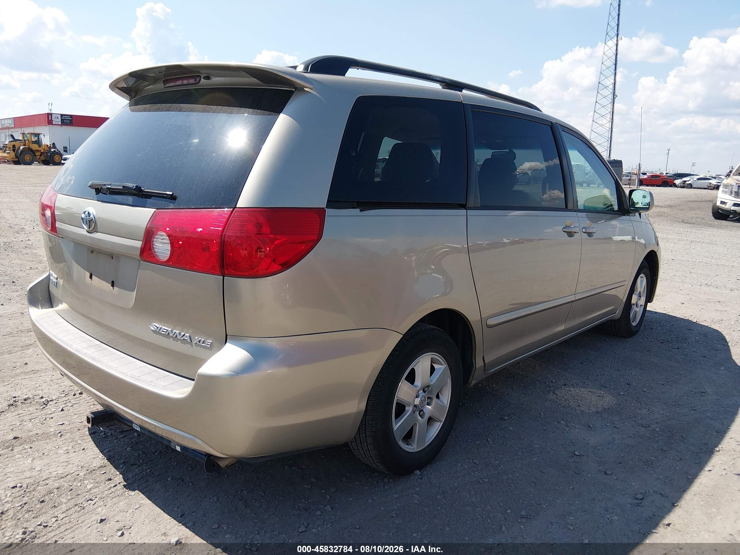 2008 Toyota Sienna Xle Gold vin: 5TDZK22C88S188974