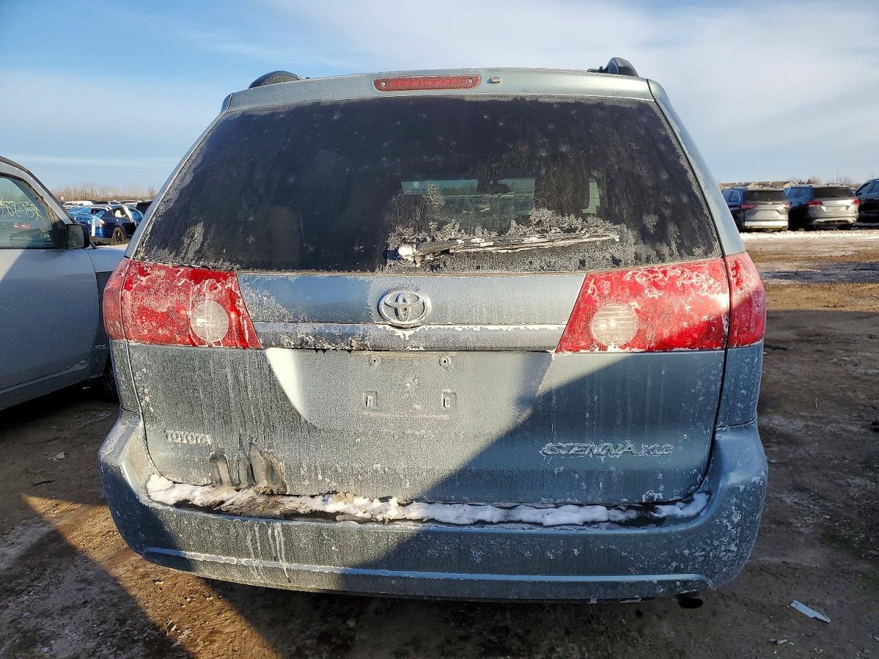 2008 Toyota Sienna Xle Синий vin: 5TDZK22C88S218037