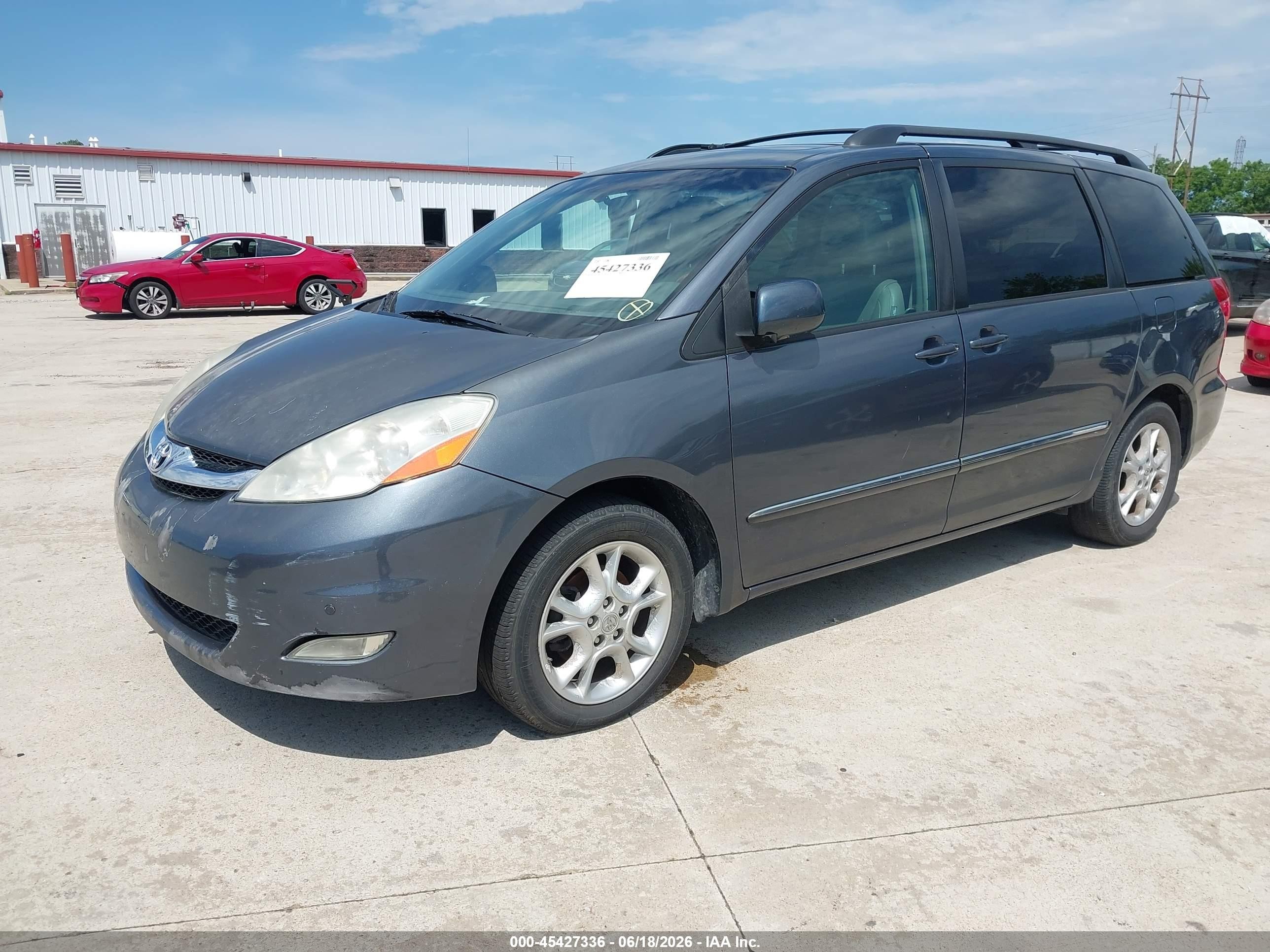 2009 Toyota Sienna Limited Gray vin: 5TDZK22C89S264209