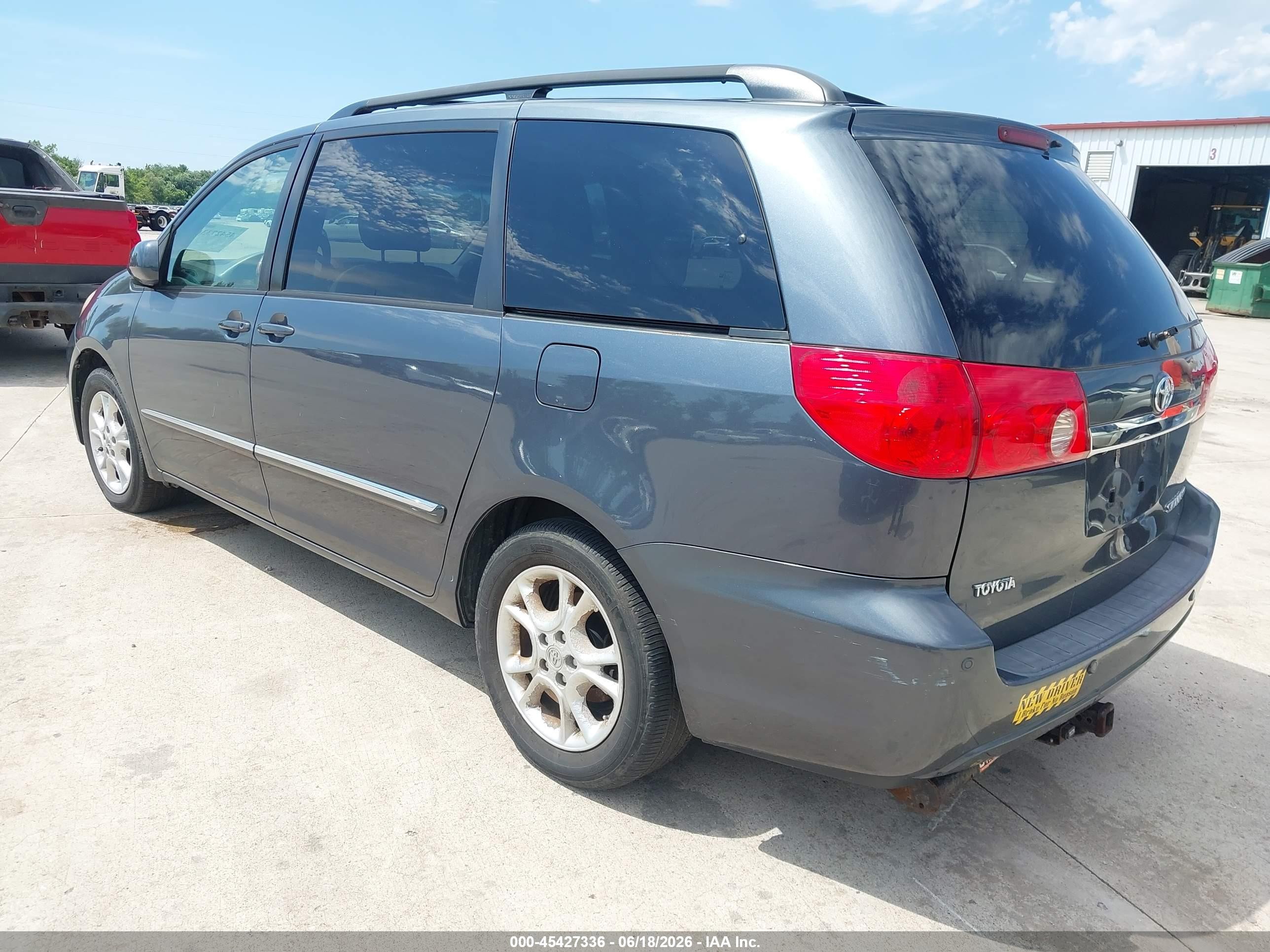2009 Toyota Sienna Limited Gray vin: 5TDZK22C89S264209