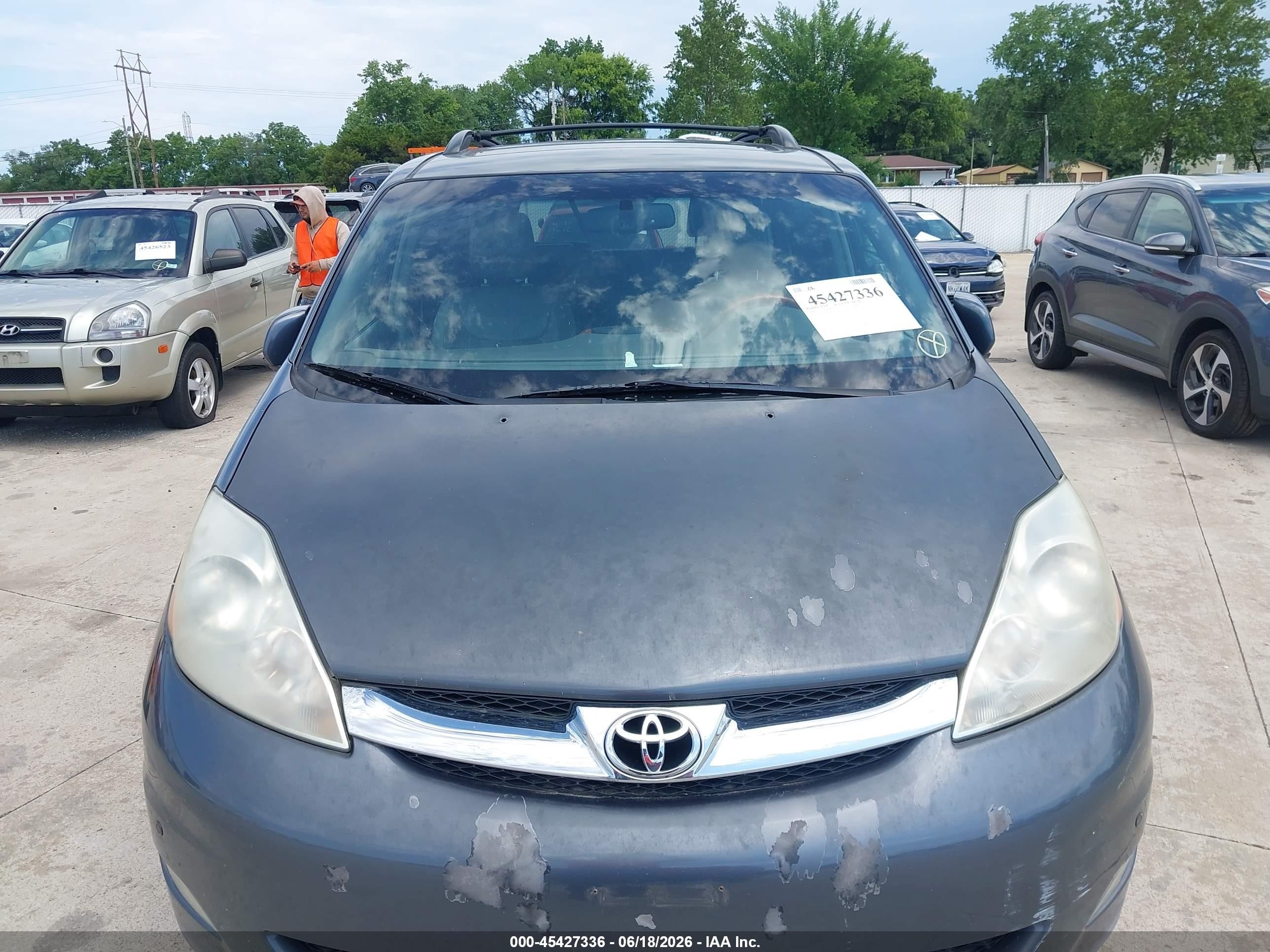 2009 Toyota Sienna Limited Gray vin: 5TDZK22C89S264209