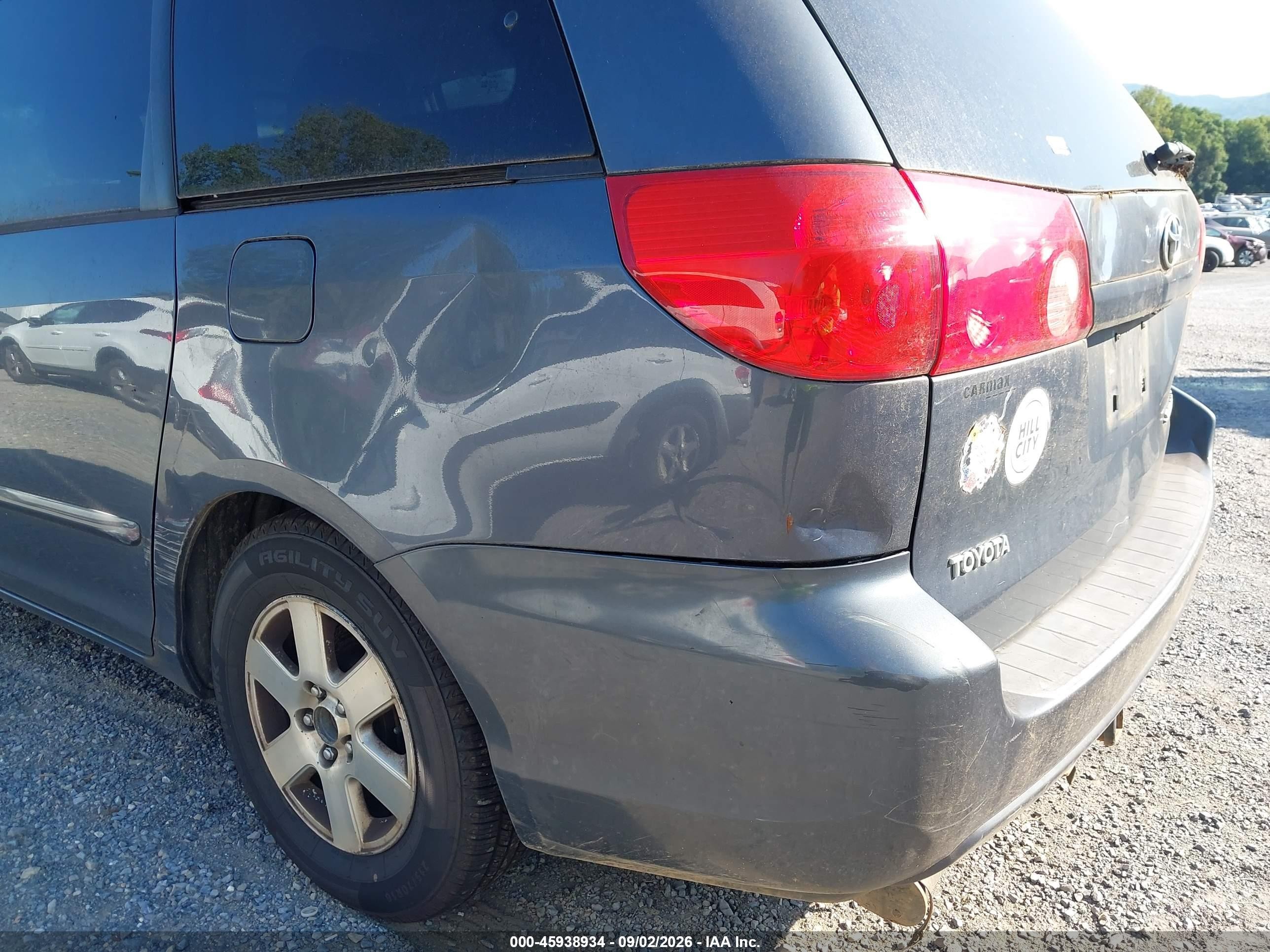 2009 Toyota Sienna Xle Blue vin: 5TDZK22C89S274223