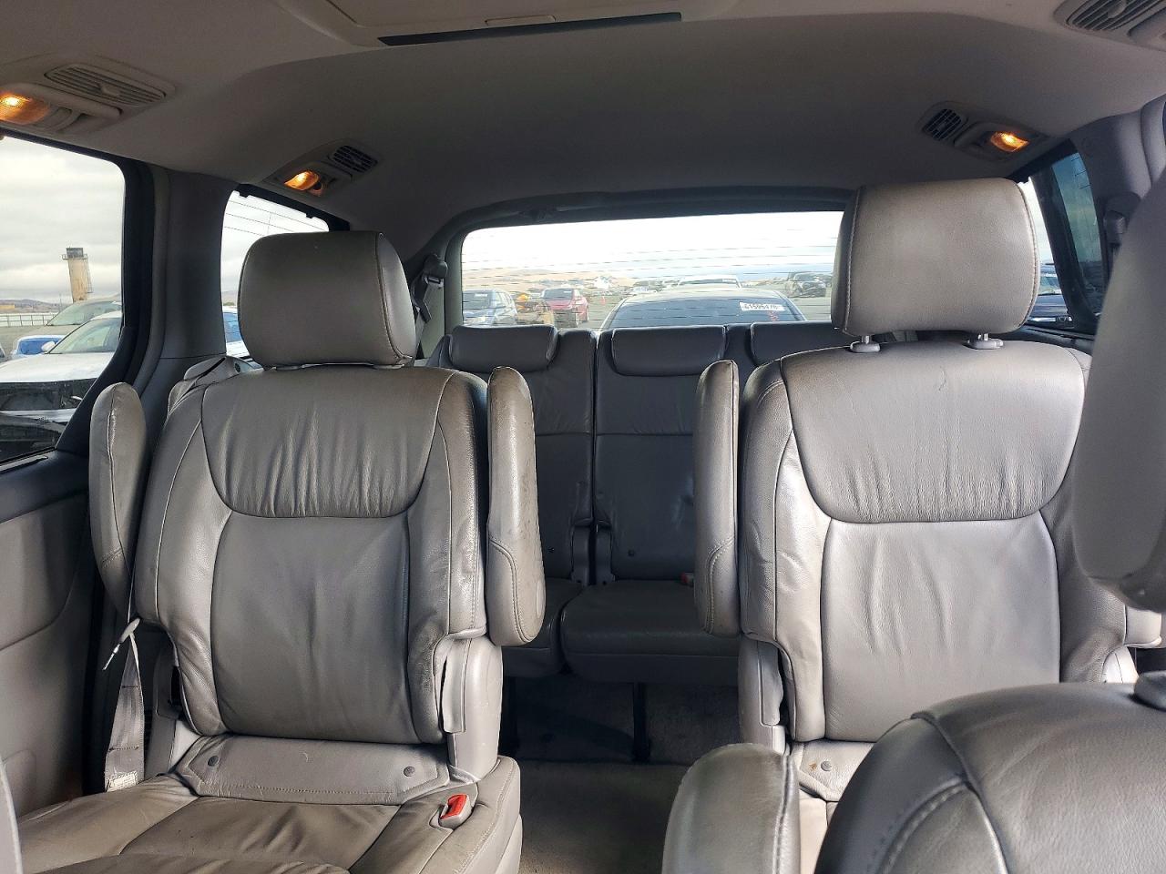 2008 Toyota Sienna Xle Red vin: 5TDZK22C98S139184