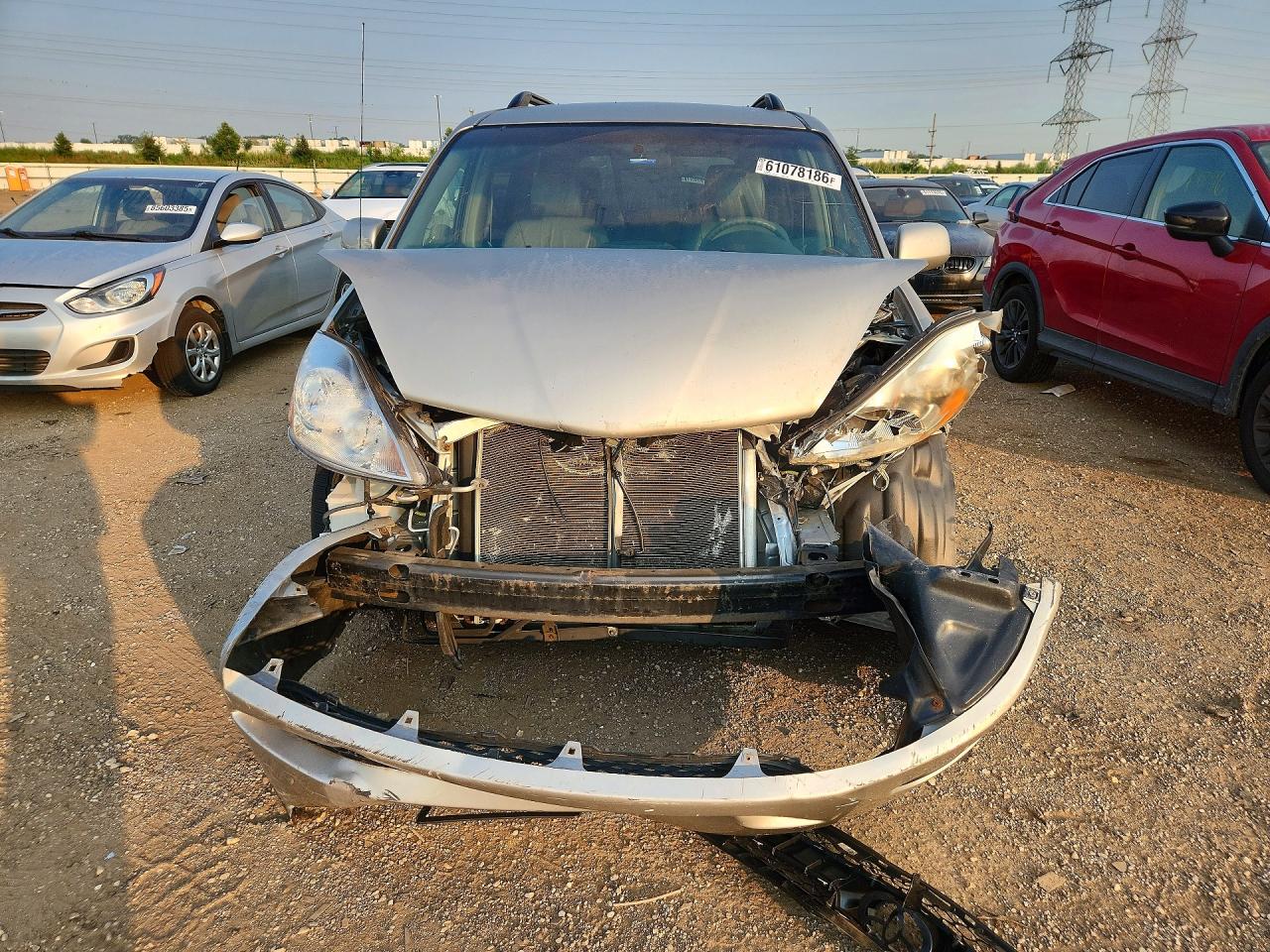 2008 Toyota Sienna Xle Silver vin: 5TDZK22C98S156373