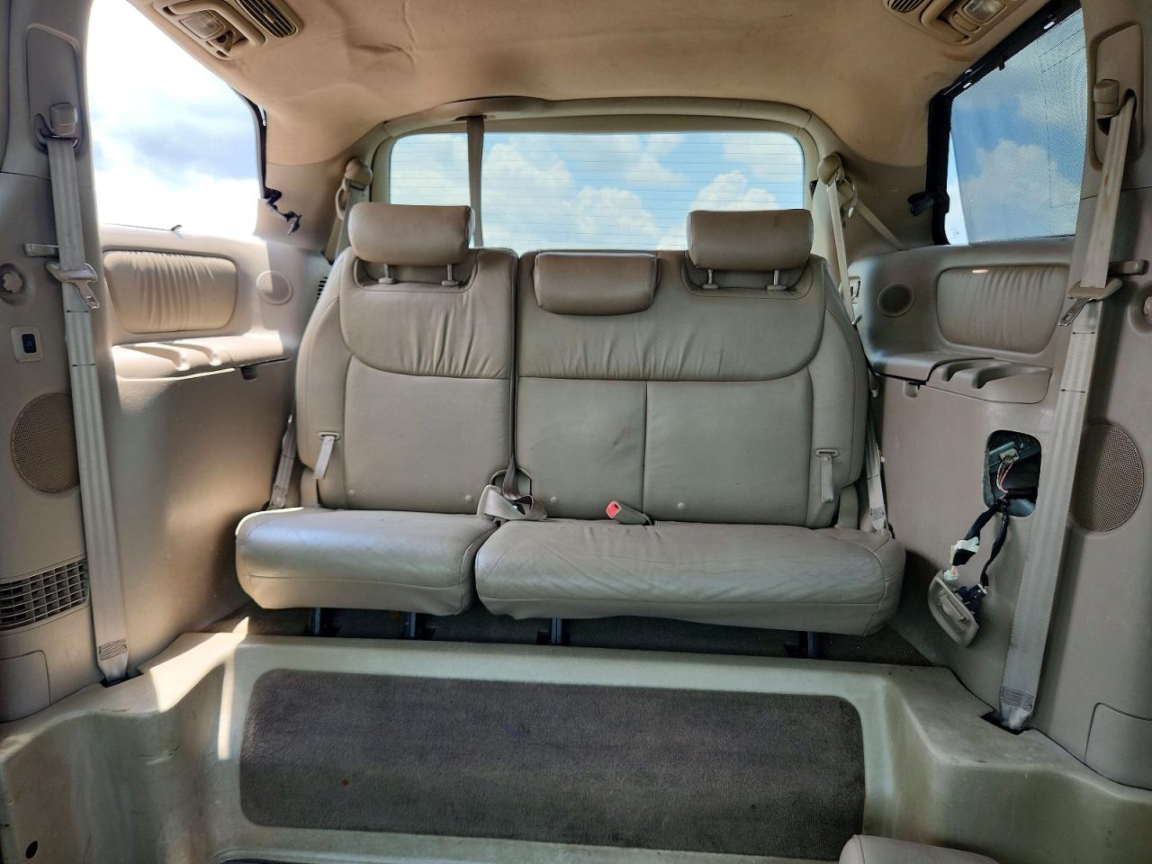 2009 Toyota Sienna Xle Gold vin: 5TDZK22C99S252196