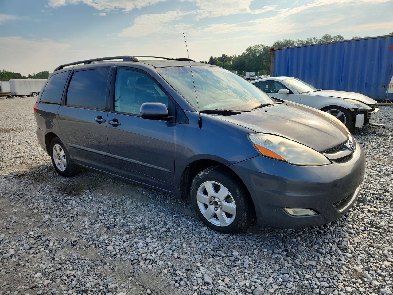 2009 Toyota Sienna Xle Gray vin: 5TDZK22C99S260301