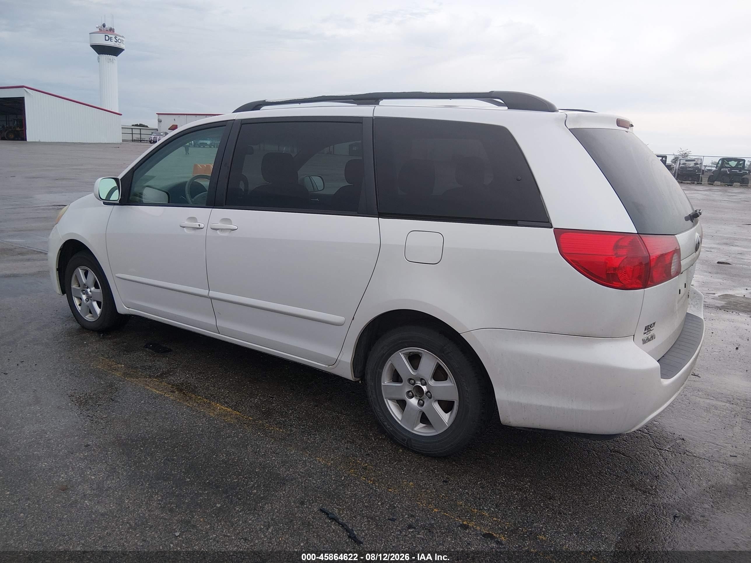 2007 Toyota Sienna Xle Белый vin: 5TDZK22CX7S018260