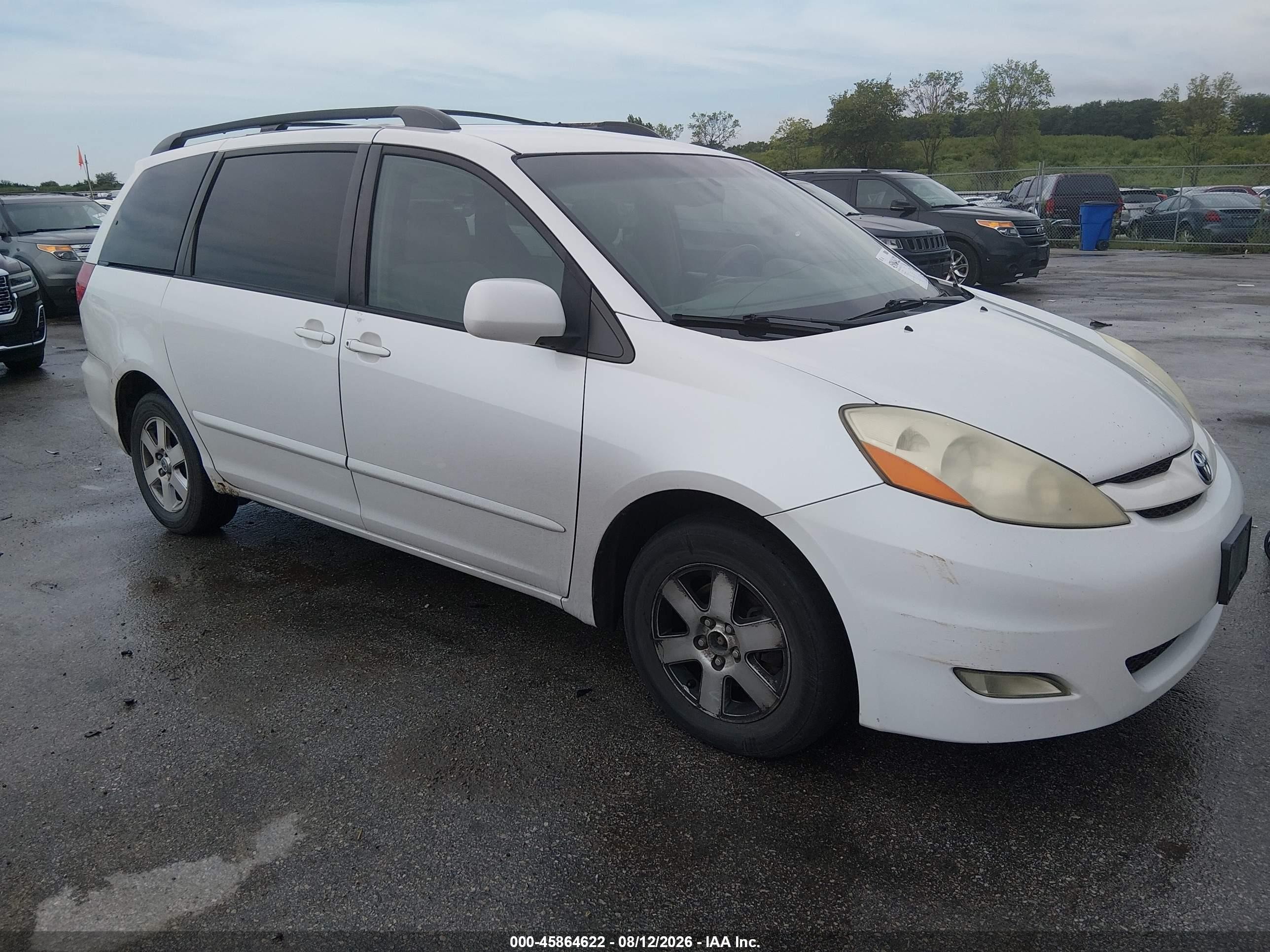 2007 Toyota Sienna Xle Белый vin: 5TDZK22CX7S018260