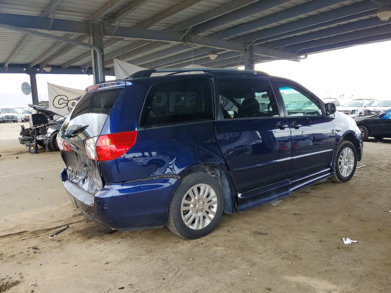 2007 Toyota Sienna Xle 7-passenger Blue vin: 5TDZK22CX7S021692