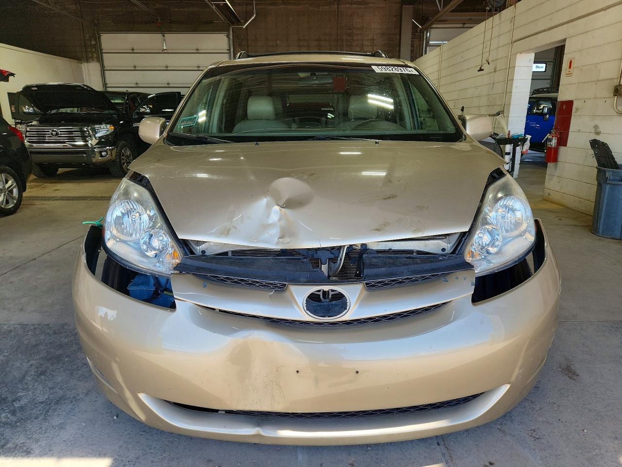 2007 Toyota Sienna Xle 7-passenger Gold vin: 5TDZK22CX7S069130