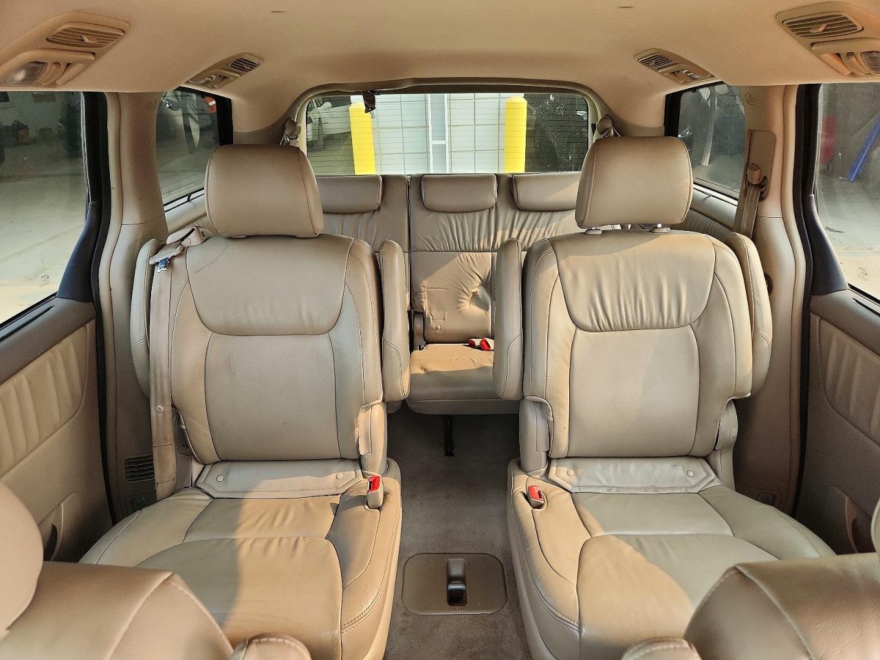 2007 Toyota Sienna Xle 7-passenger Gold vin: 5TDZK22CX7S069130