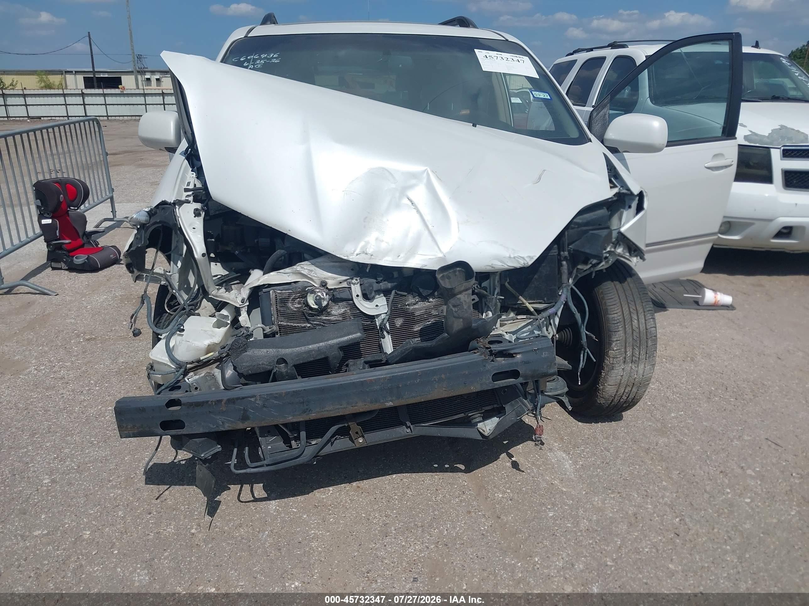 2008 Toyota Sienna Limited Белый vin: 5TDZK22CX8S156544