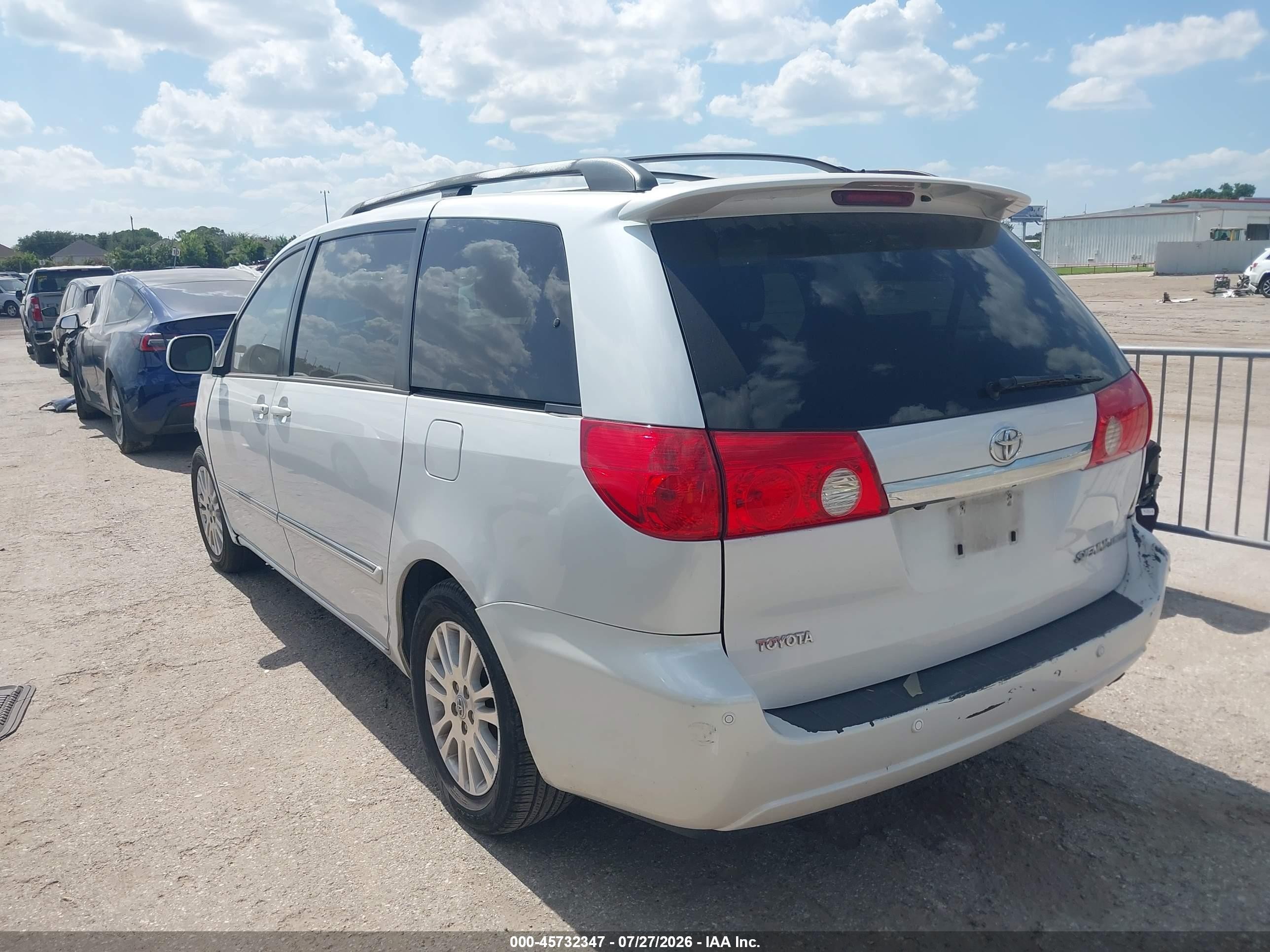 2008 Toyota Sienna Limited Белый vin: 5TDZK22CX8S156544