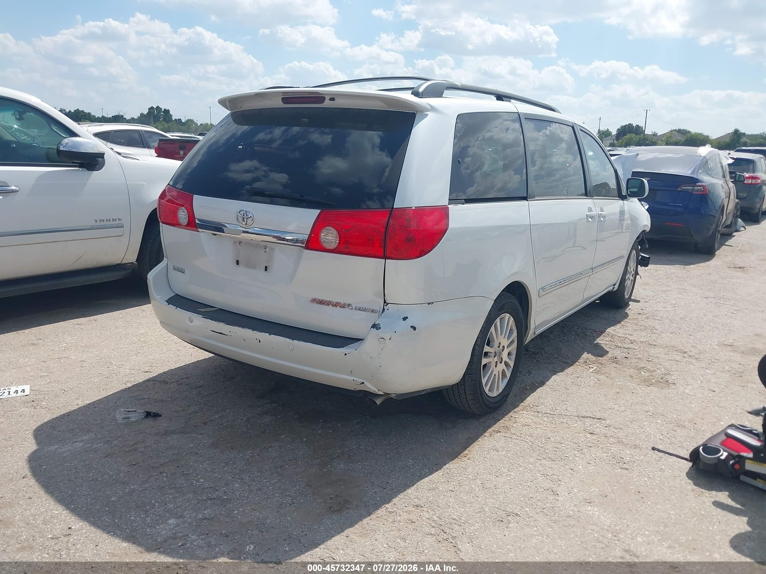 2008 Toyota Sienna Limited Белый vin: 5TDZK22CX8S156544