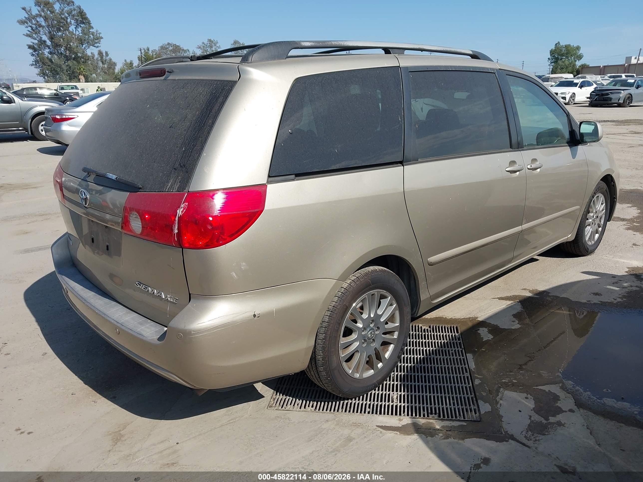 2009 Toyota Sienna Xle Золотой vin: 5TDZK22CX9S226948