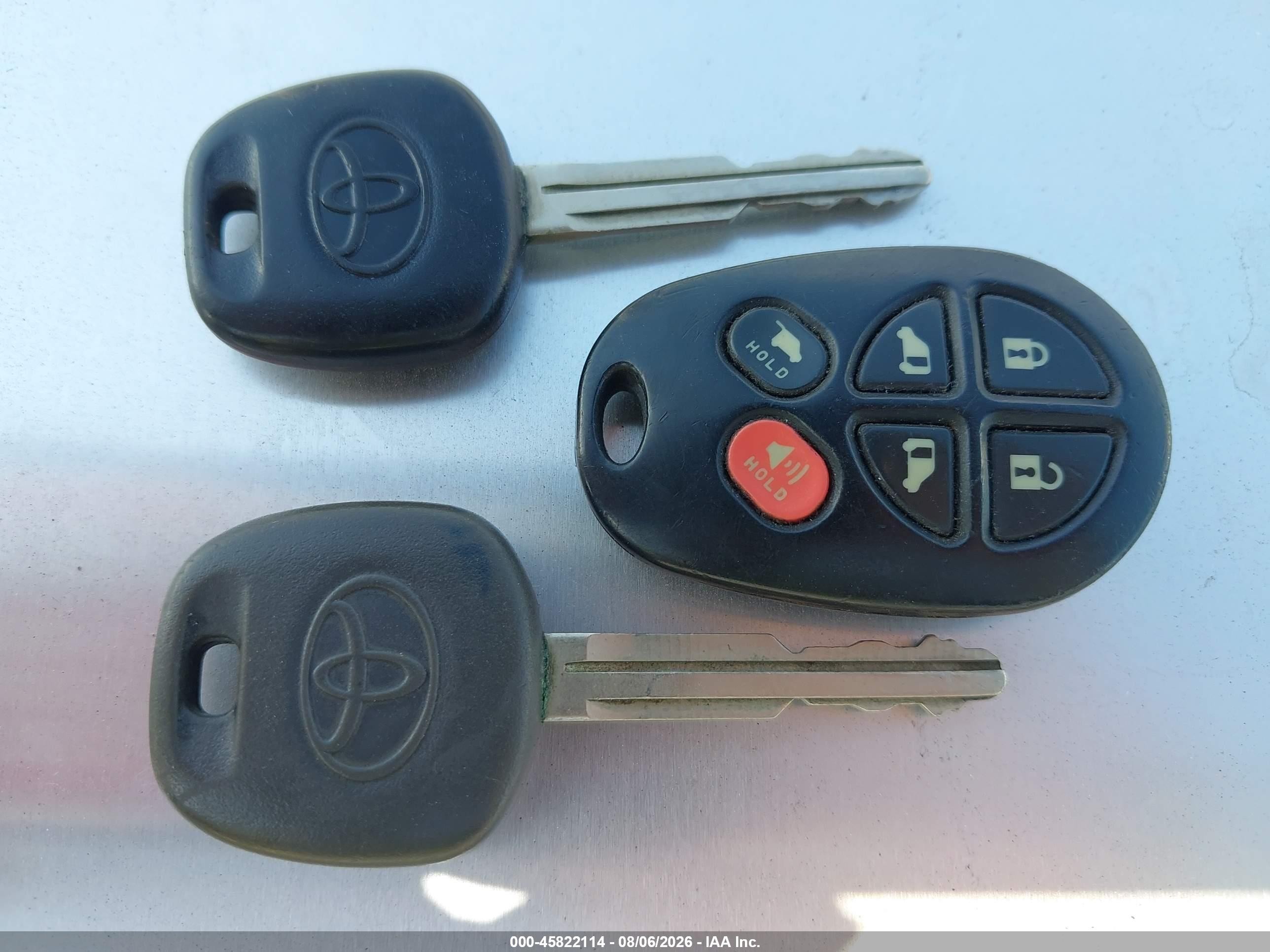 2009 Toyota Sienna Xle Золотой vin: 5TDZK22CX9S226948