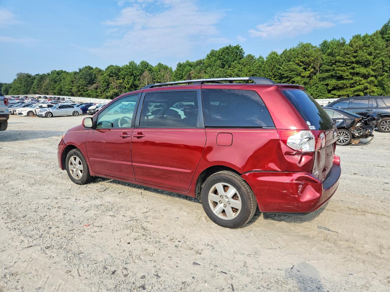 2009 Toyota Sienna Xle Красный vin: 5TDZK22CX9S234922