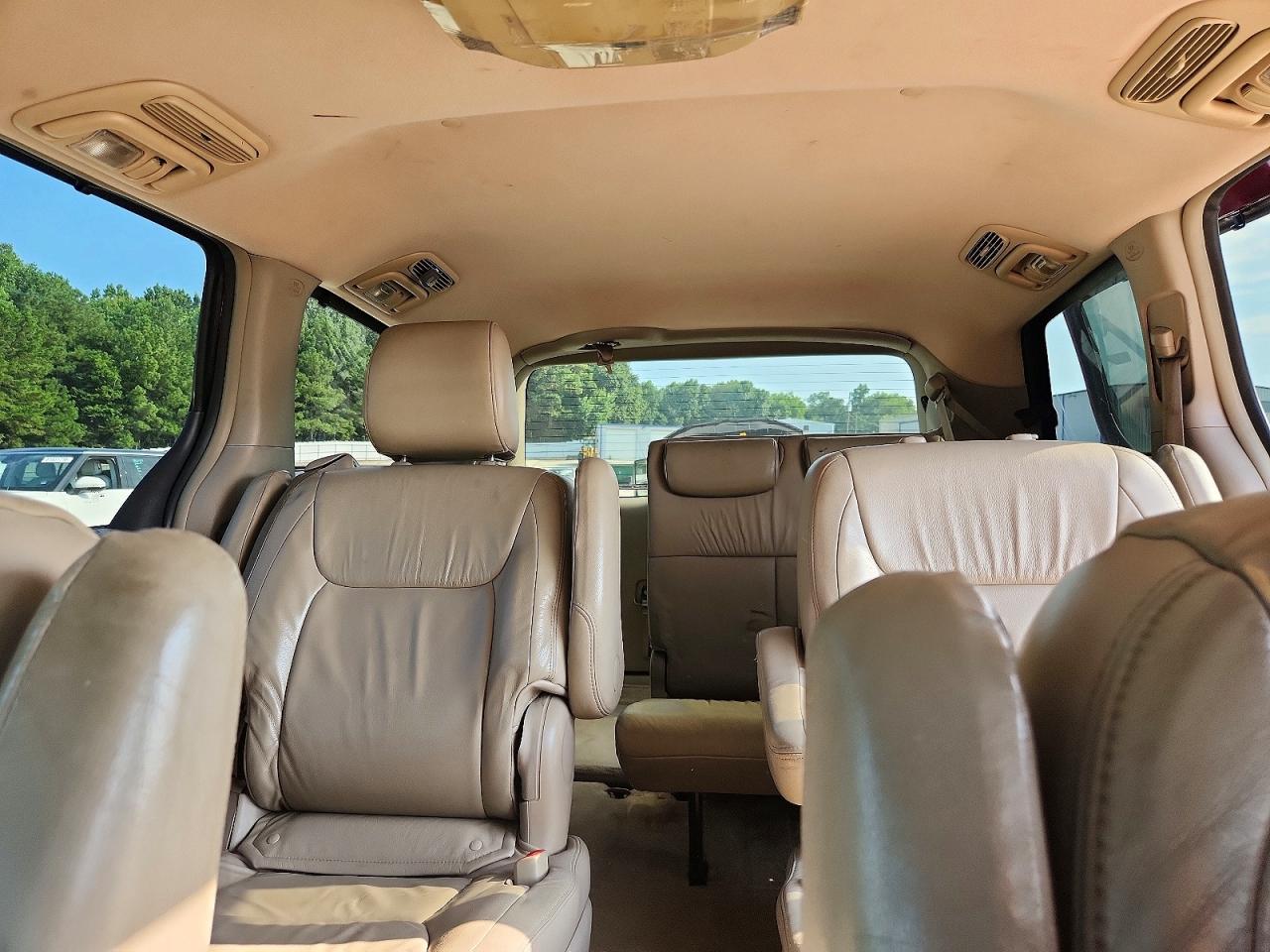 2009 Toyota Sienna Xle Красный vin: 5TDZK22CX9S234922