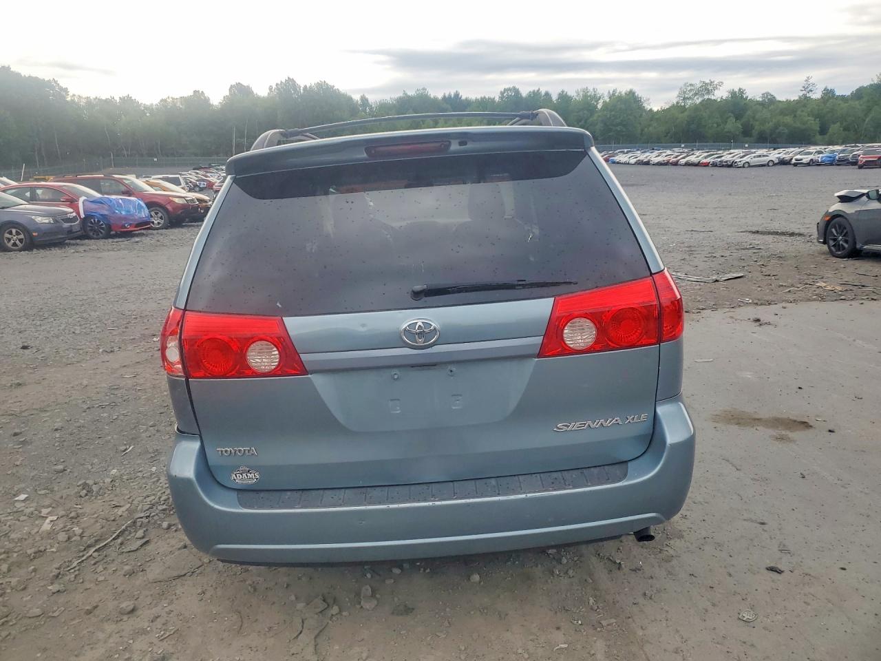 2009 Toyota Sienna Синий vin: 5TDZK22CX9S237402