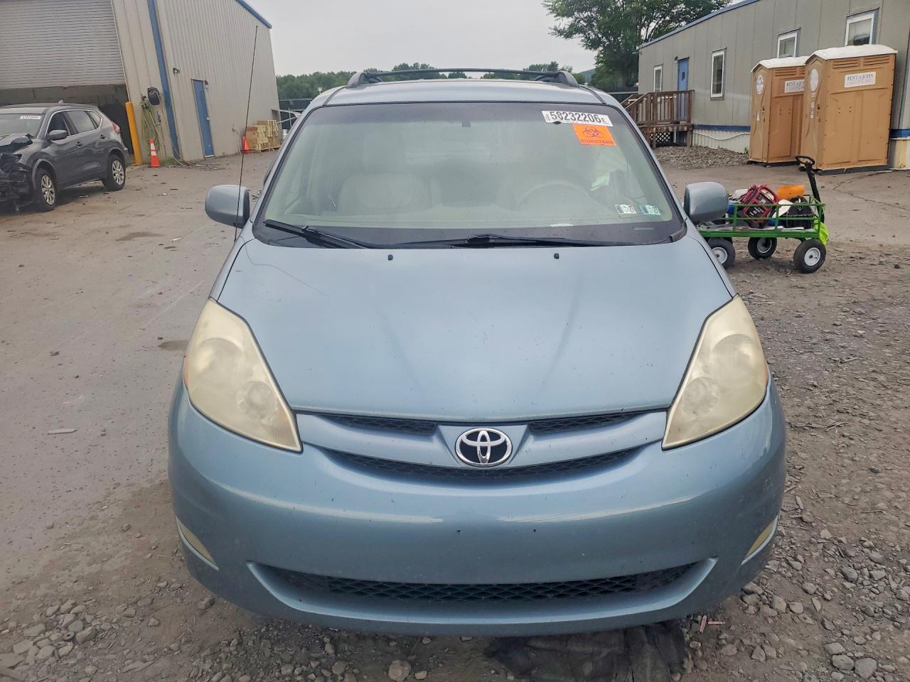 2009 Toyota Sienna Синий vin: 5TDZK22CX9S237402