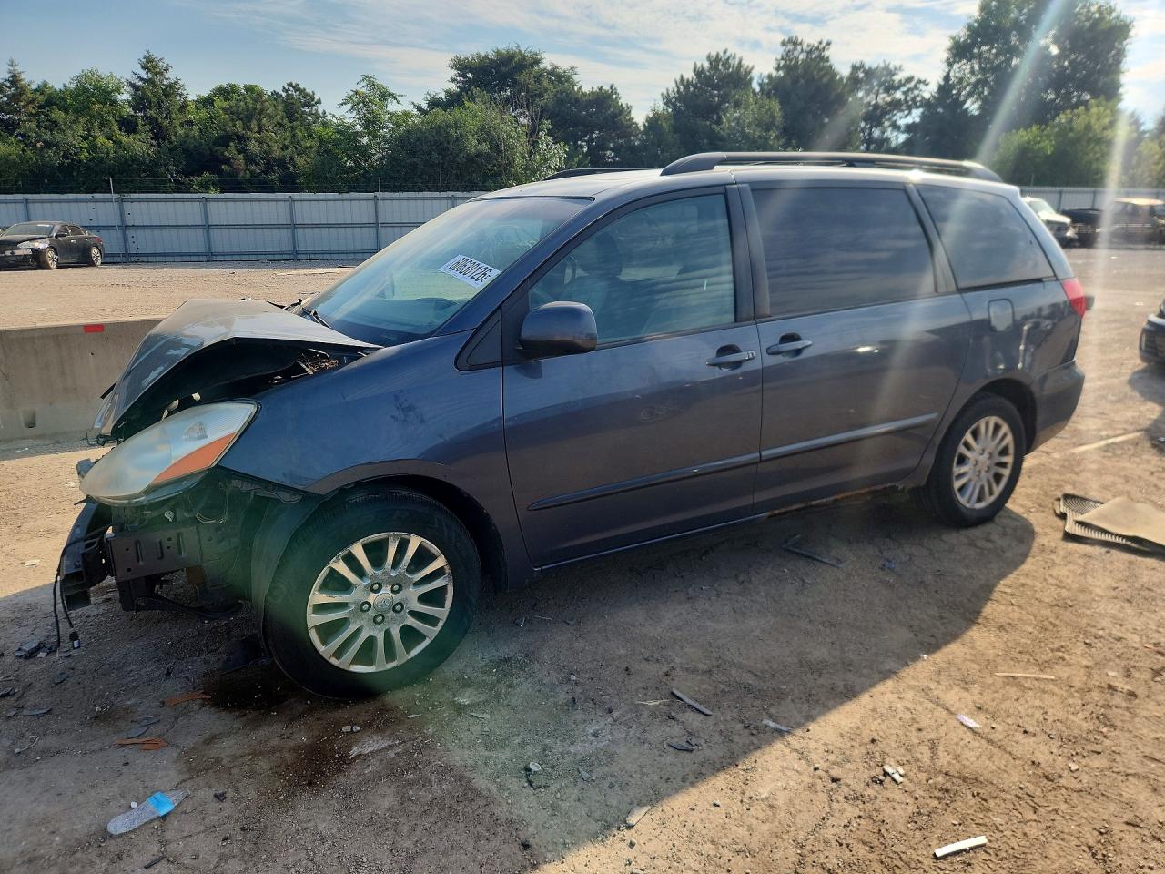 2009 Toyota Sienna Xle Gray vin: 5TDZK22CX9S258234