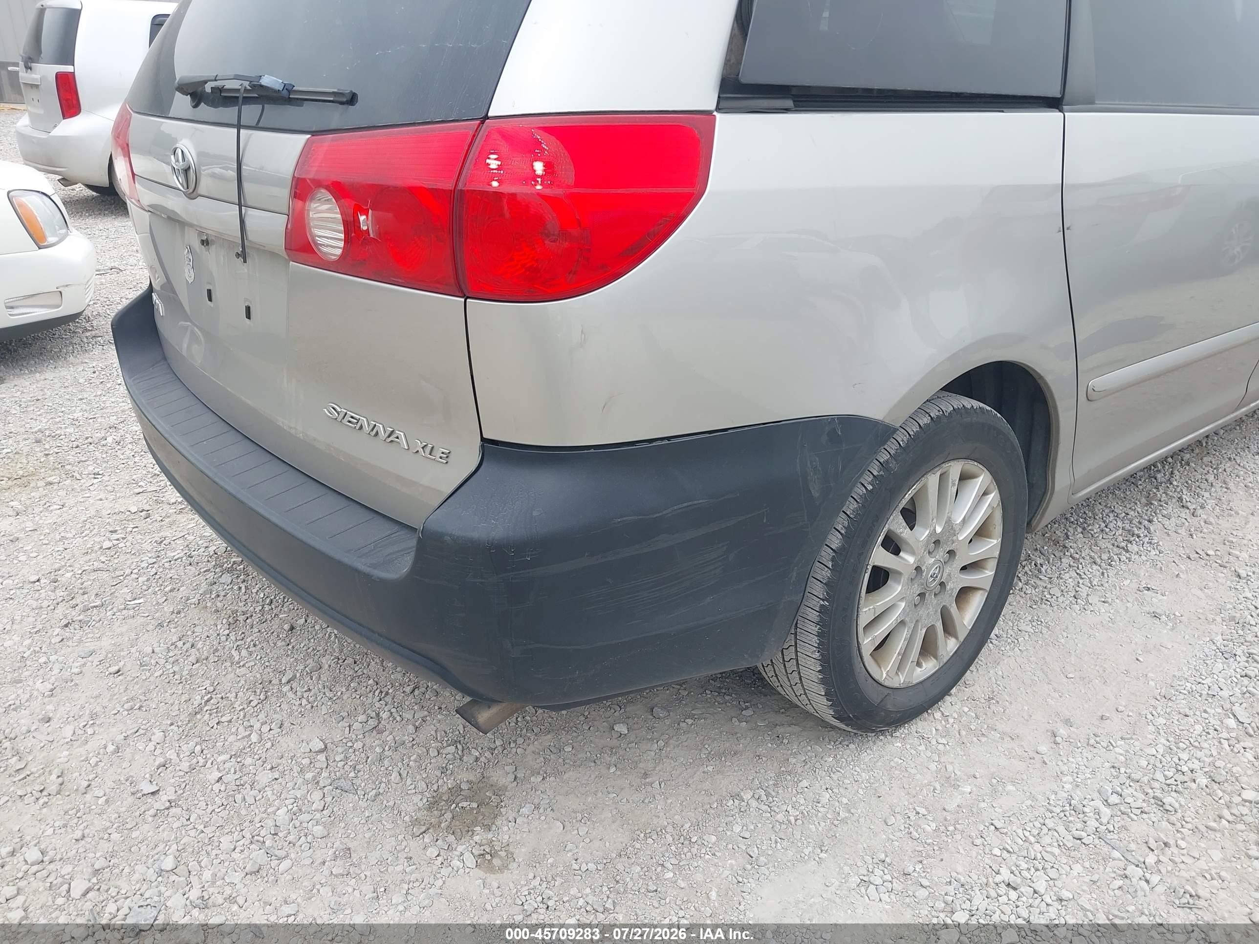 2009 Toyota Sienna Xle Серебряный vin: 5TDZK22CX9S265345