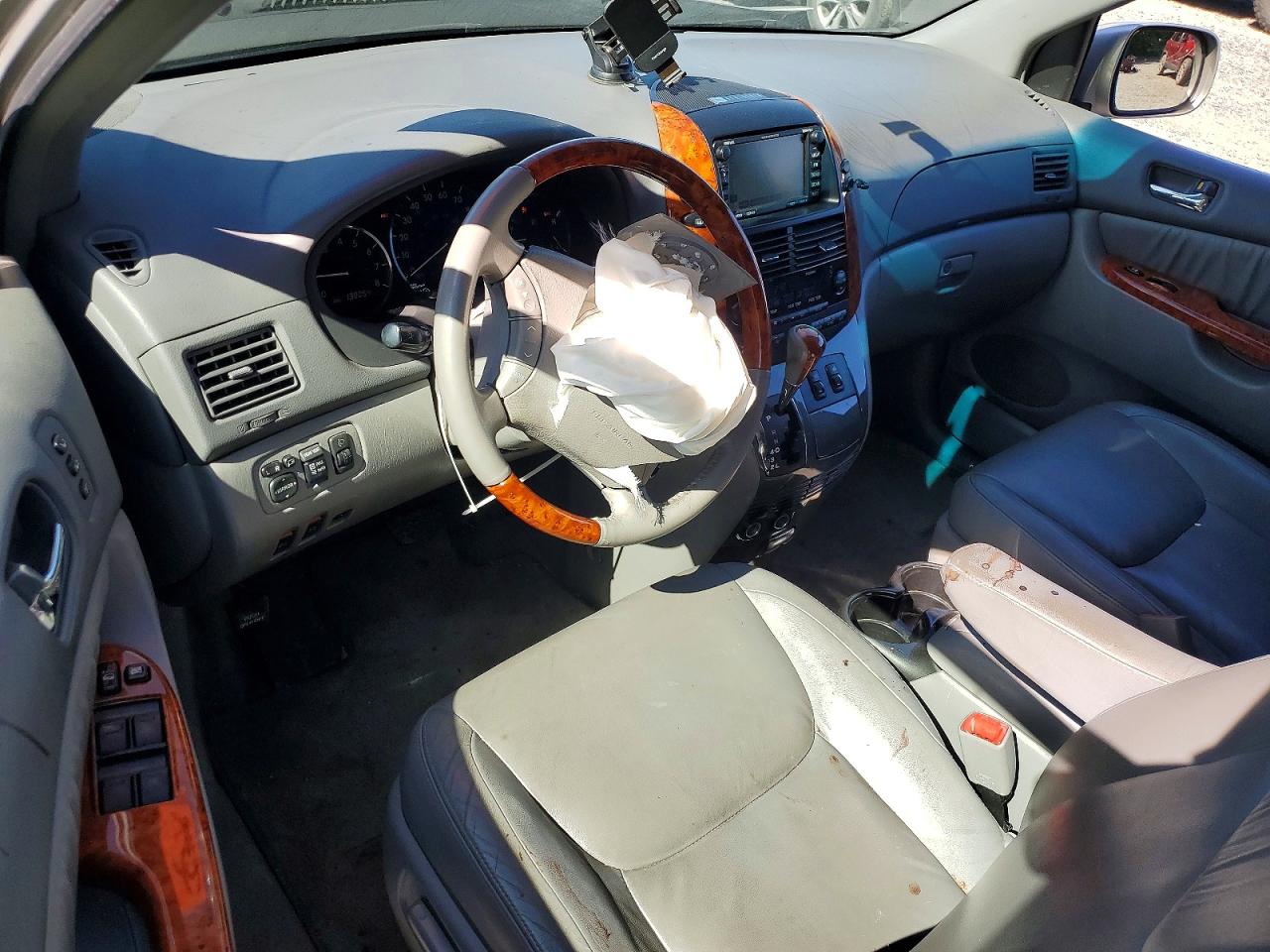 2009 Toyota Sienna Limited Silver vin: 5TDZK22CX9S271470