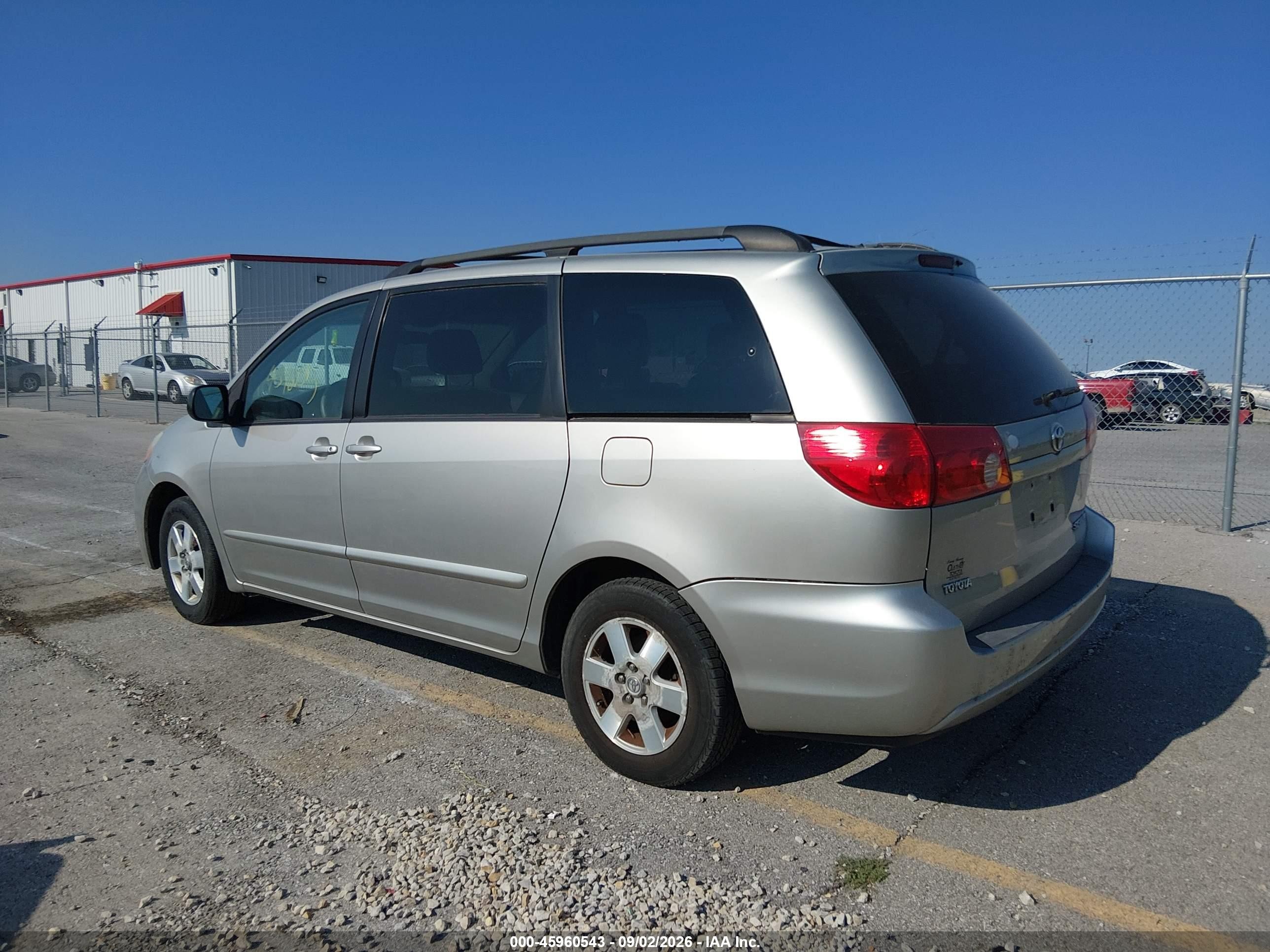 2007 Toyota Sienna Le Tan vin: 5TDZK23C07S005550