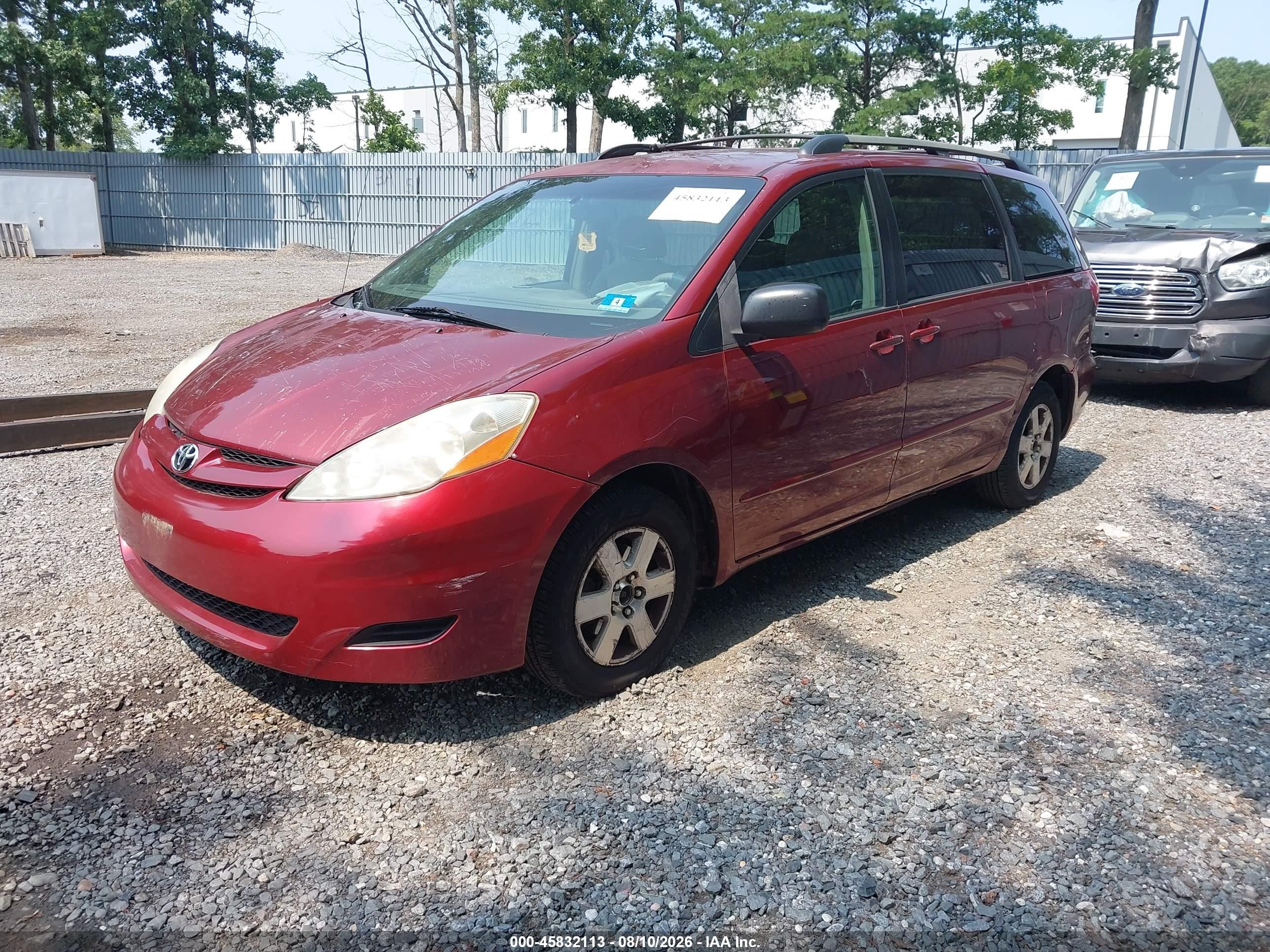 2007 Toyota Sienna Le Red vin: 5TDZK23C07S018136