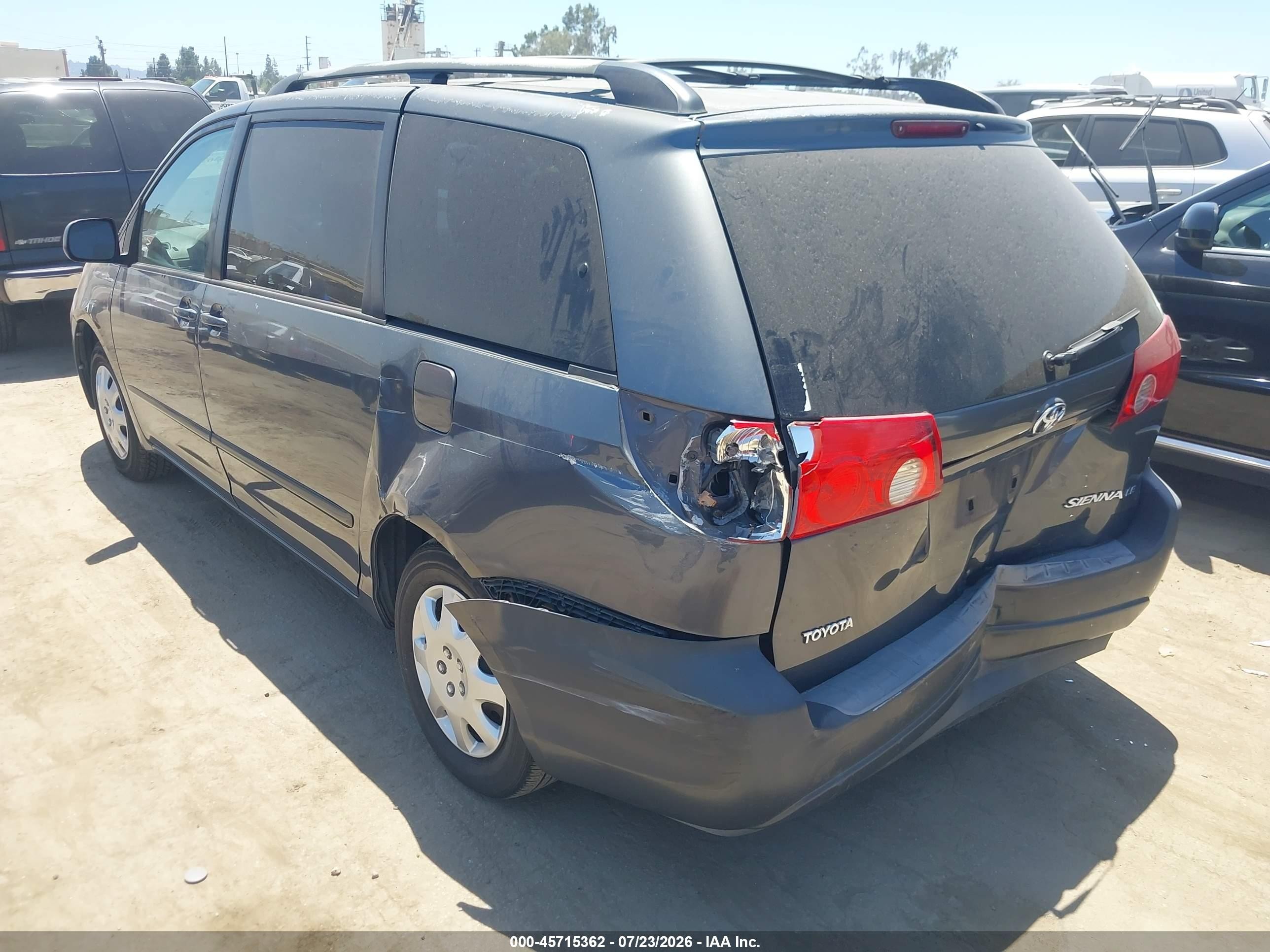 2007 Toyota Sienna Le Gray vin: 5TDZK23C07S024020