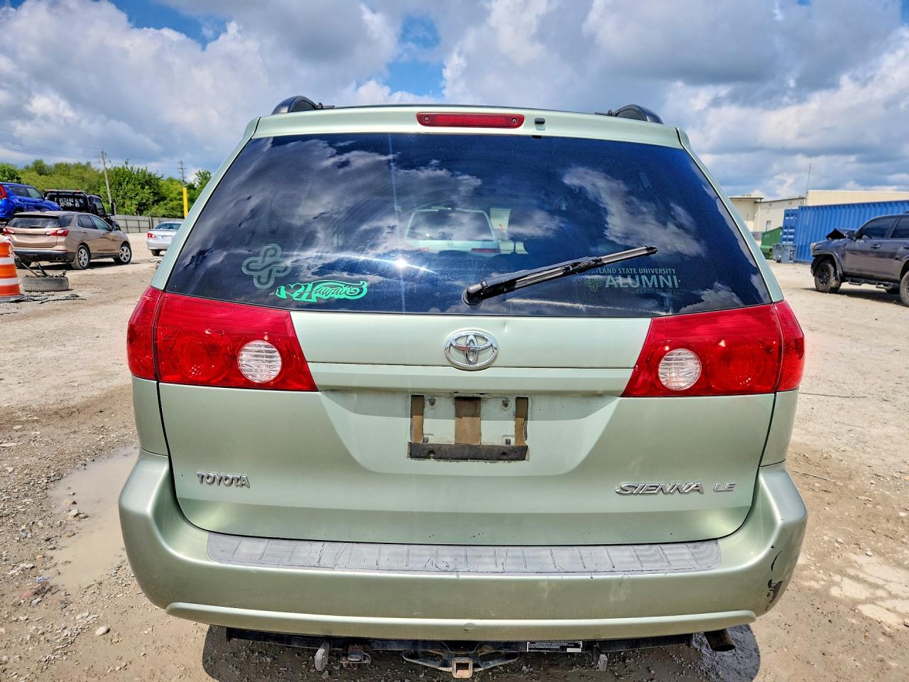 2007 Toyota Sienna Le 7-passenger Зеленый vin: 5TDZK23C07S060063