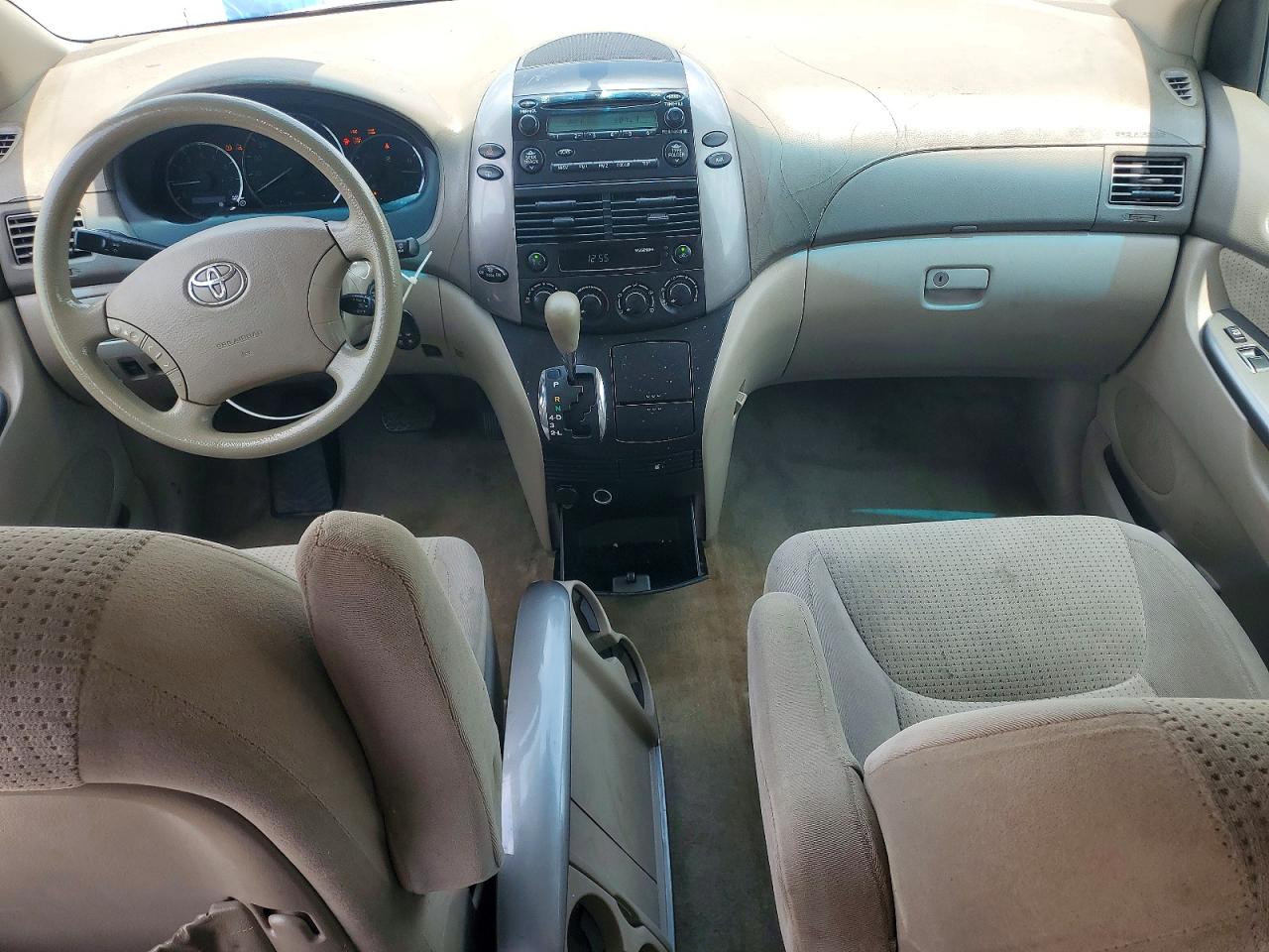 2007 Toyota Sienna Le 8-passenger Gold vin: 5TDZK23C07S060337