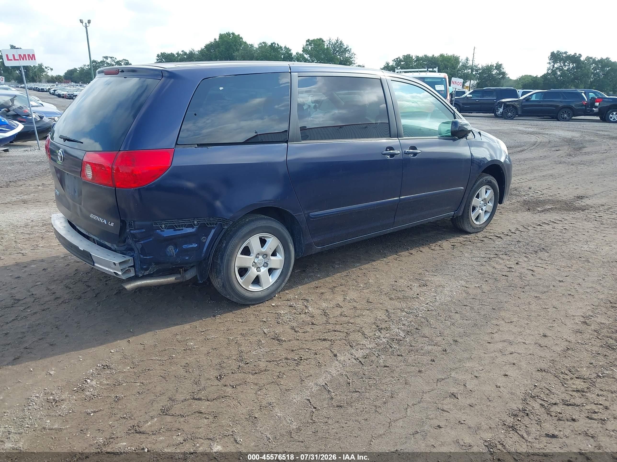 2007 Toyota Sienna Le Blue vin: 5TDZK23C07S068518
