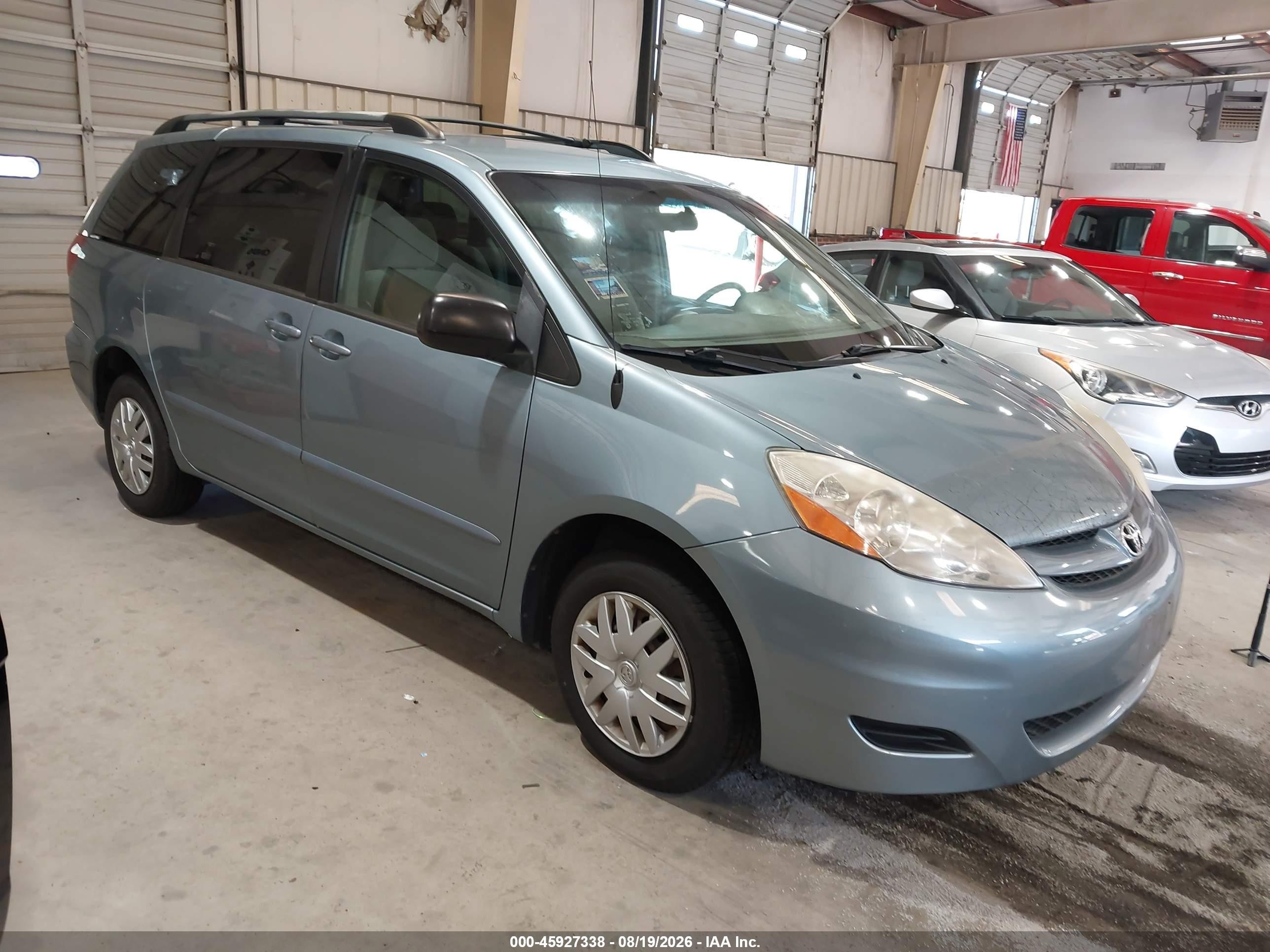 2008 Toyota Sienna Le Blue vin: 5TDZK23C08S104810
