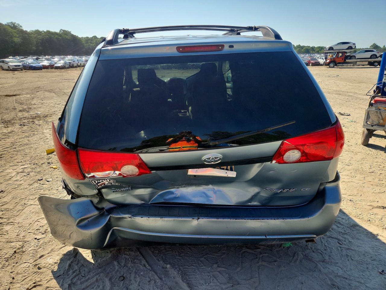 2008 Toyota Sienna Ce 7-passenger Blue vin: 5TDZK23C08S123745