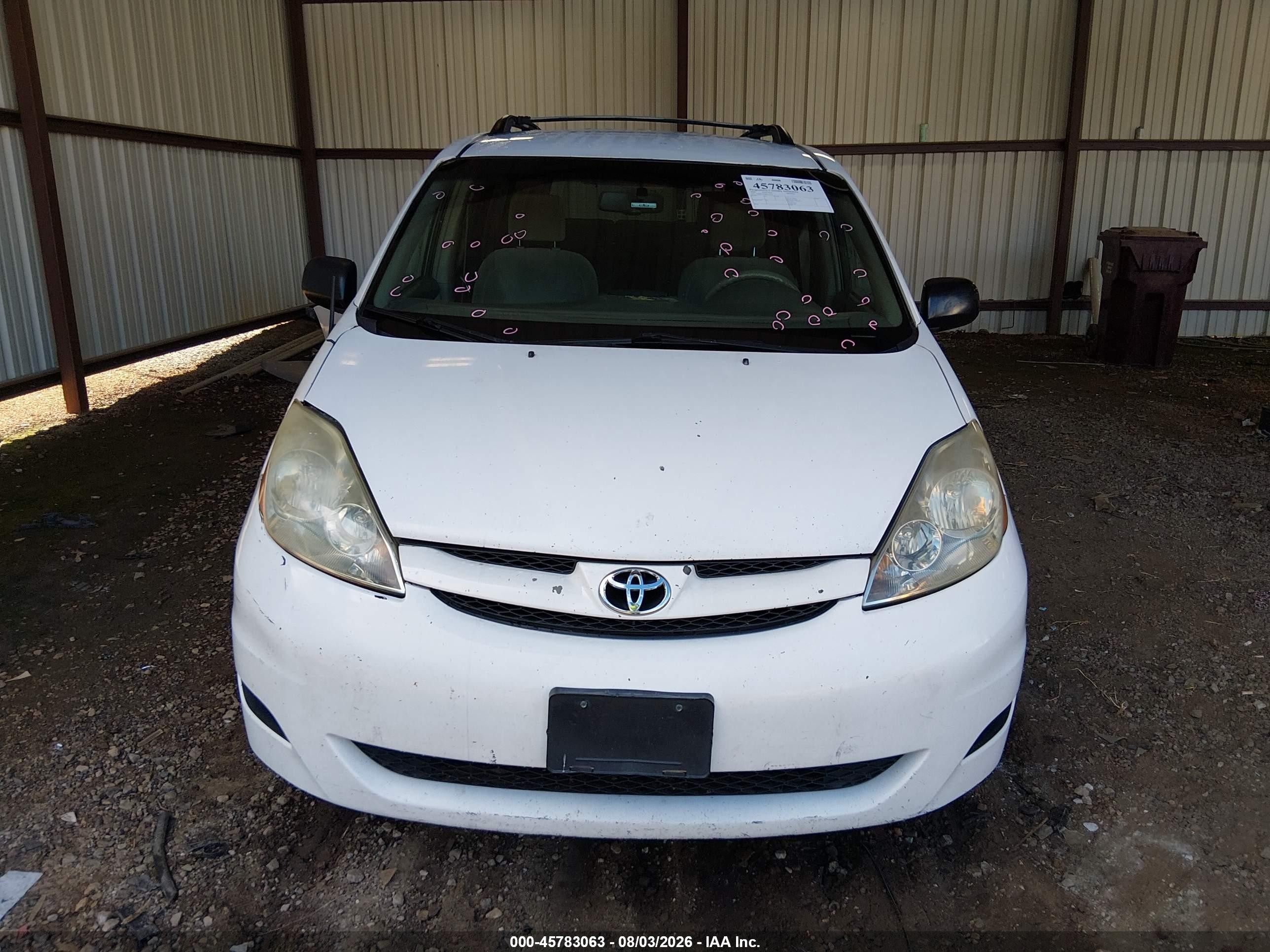 2008 Toyota Sienna Le White vin: 5TDZK23C08S131747